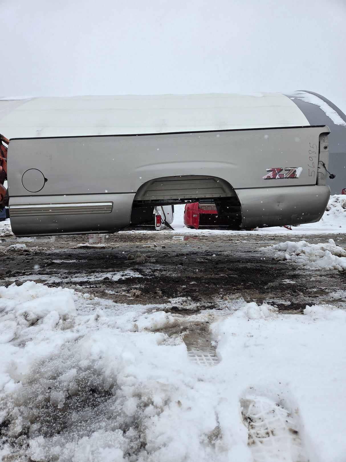 1999-2007 Chevrolet Silverado / GMC Sierra 1500 2500 3500 HD 8' Long Bed Truck Bed