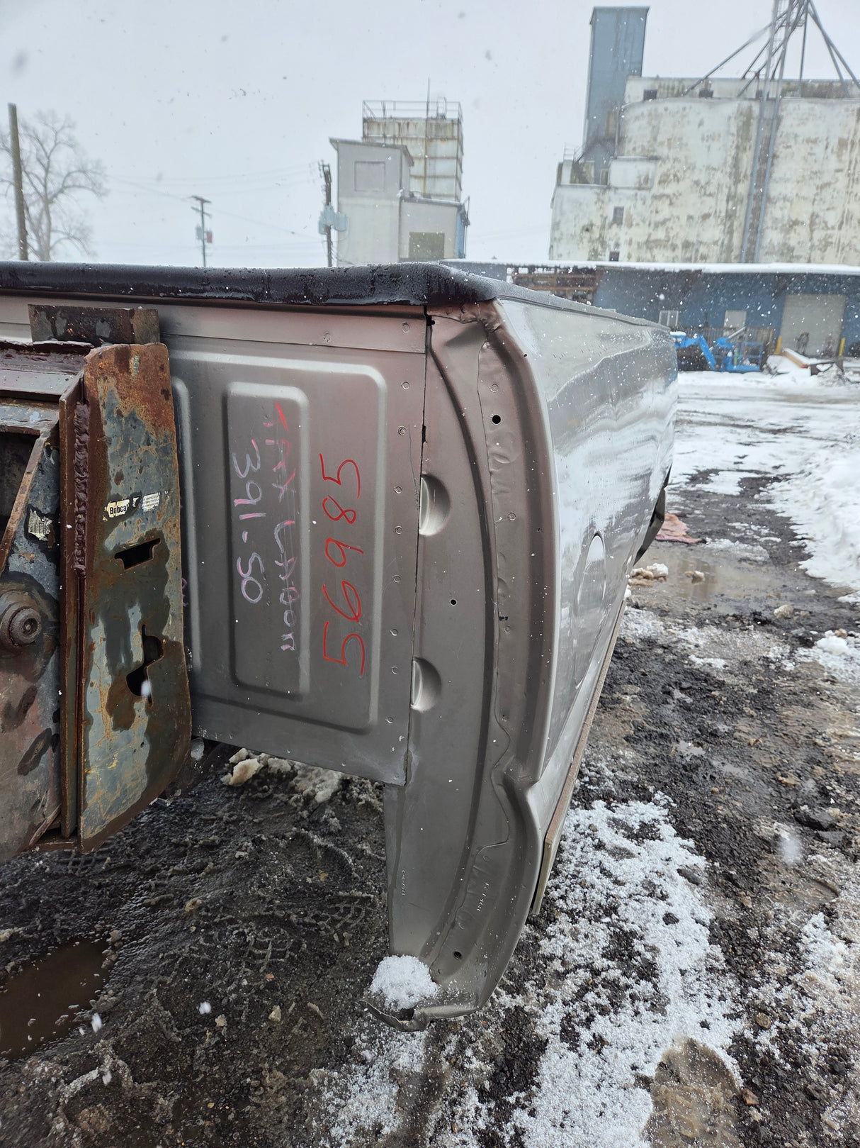 1999-2007 Chevrolet Silverado / GMC Sierra 1500 2500 3500 HD 8' Long Bed Truck Bed