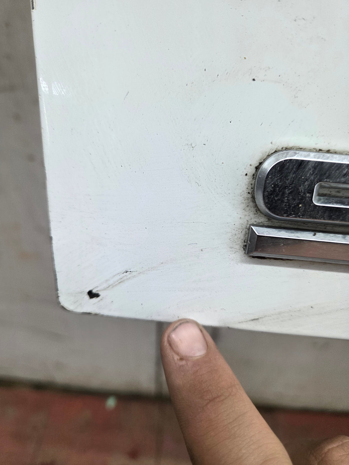 2014-2019 Chevrolet Silverado / GMC Sierra 1500 2500 3500 HD Tailgate