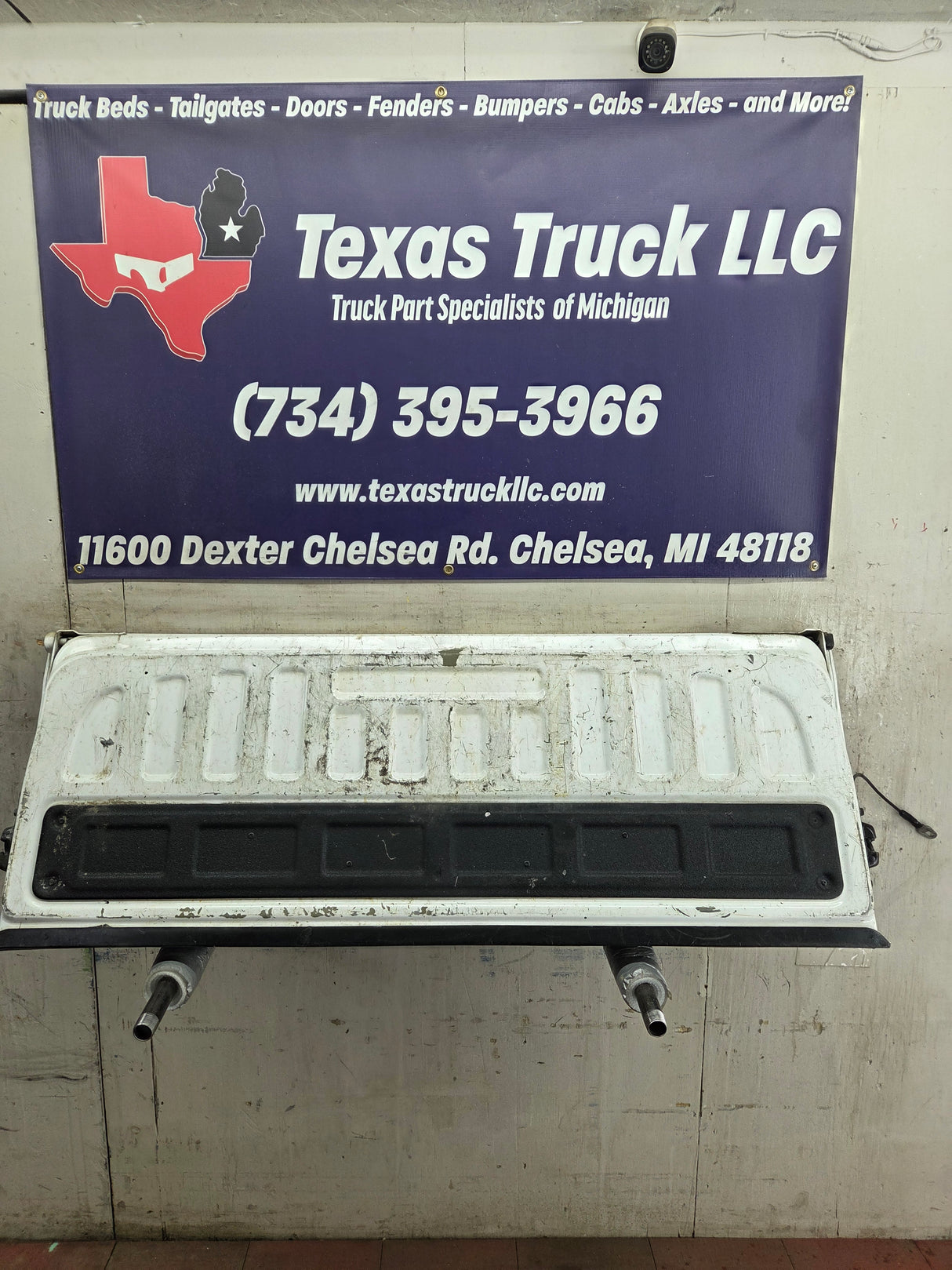 2014-2019 Chevrolet Silverado / GMC Sierra 1500 2500 3500 HD Tailgate