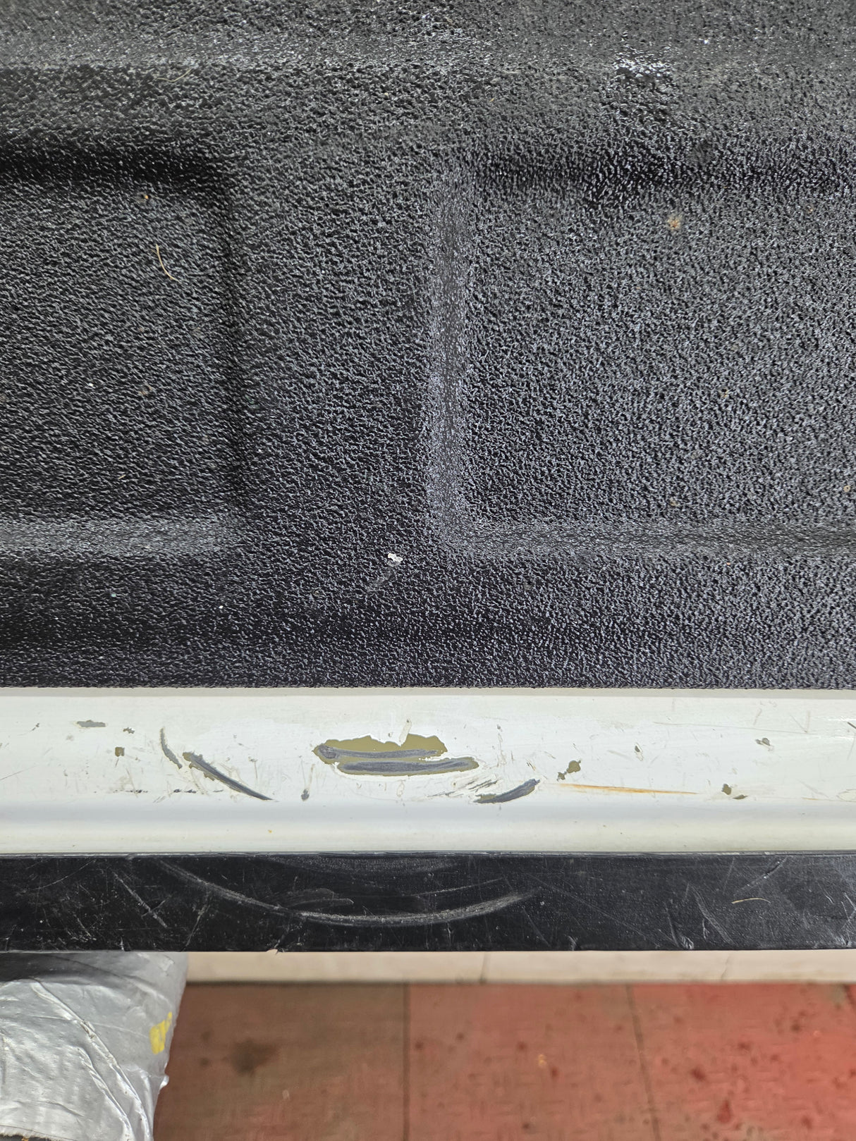 2014-2019 Chevrolet Silverado / GMC Sierra 1500 2500 3500 HD Tailgate