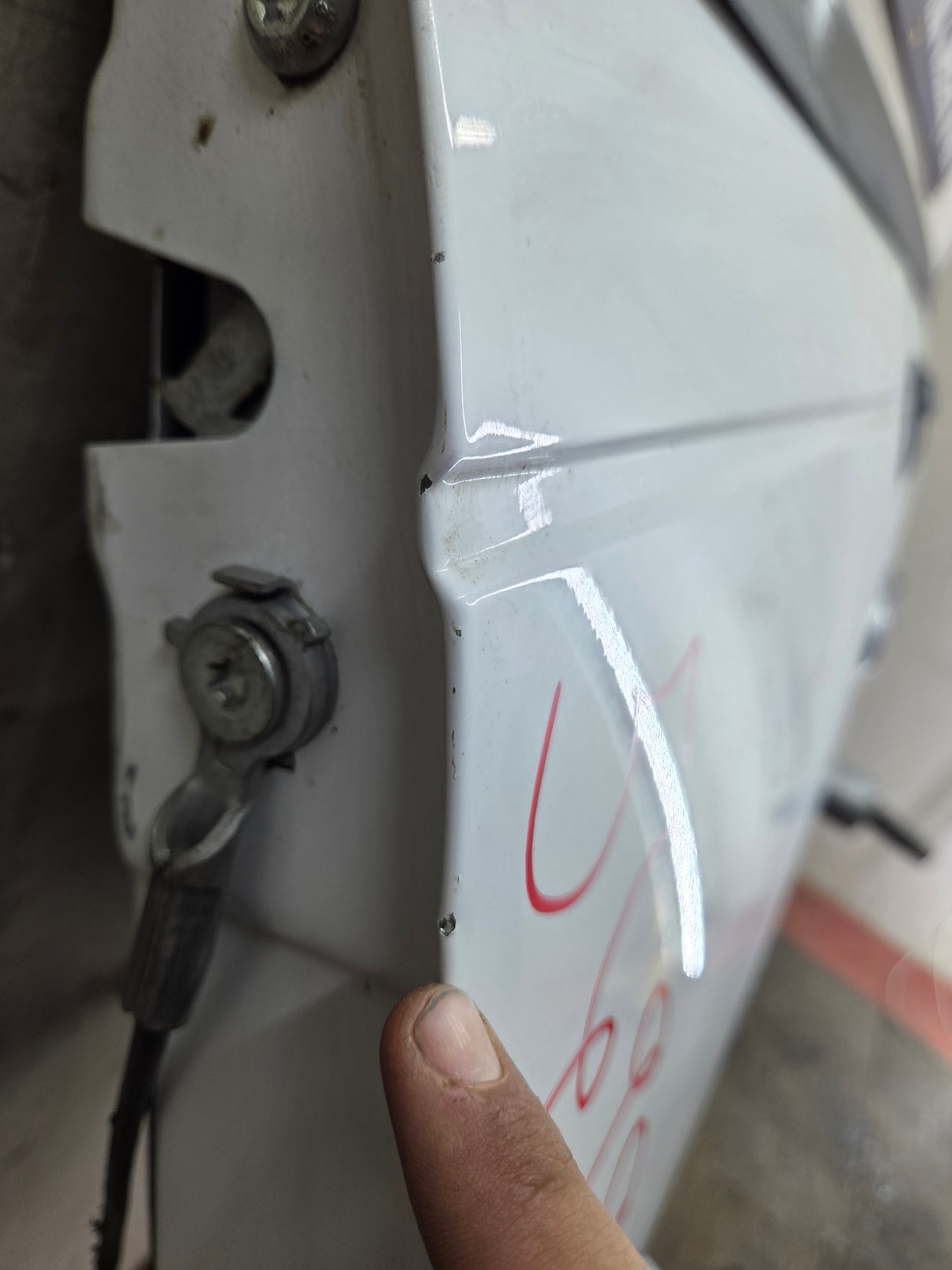 2008-2016 Ford Super Duty Tailgate F250 F350 F450 F550 - Oxford White