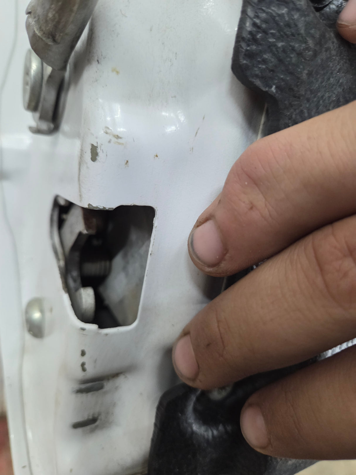 2008-2016 Ford Super Duty Tailgate F250 F350 F450 F550 - Oxford White