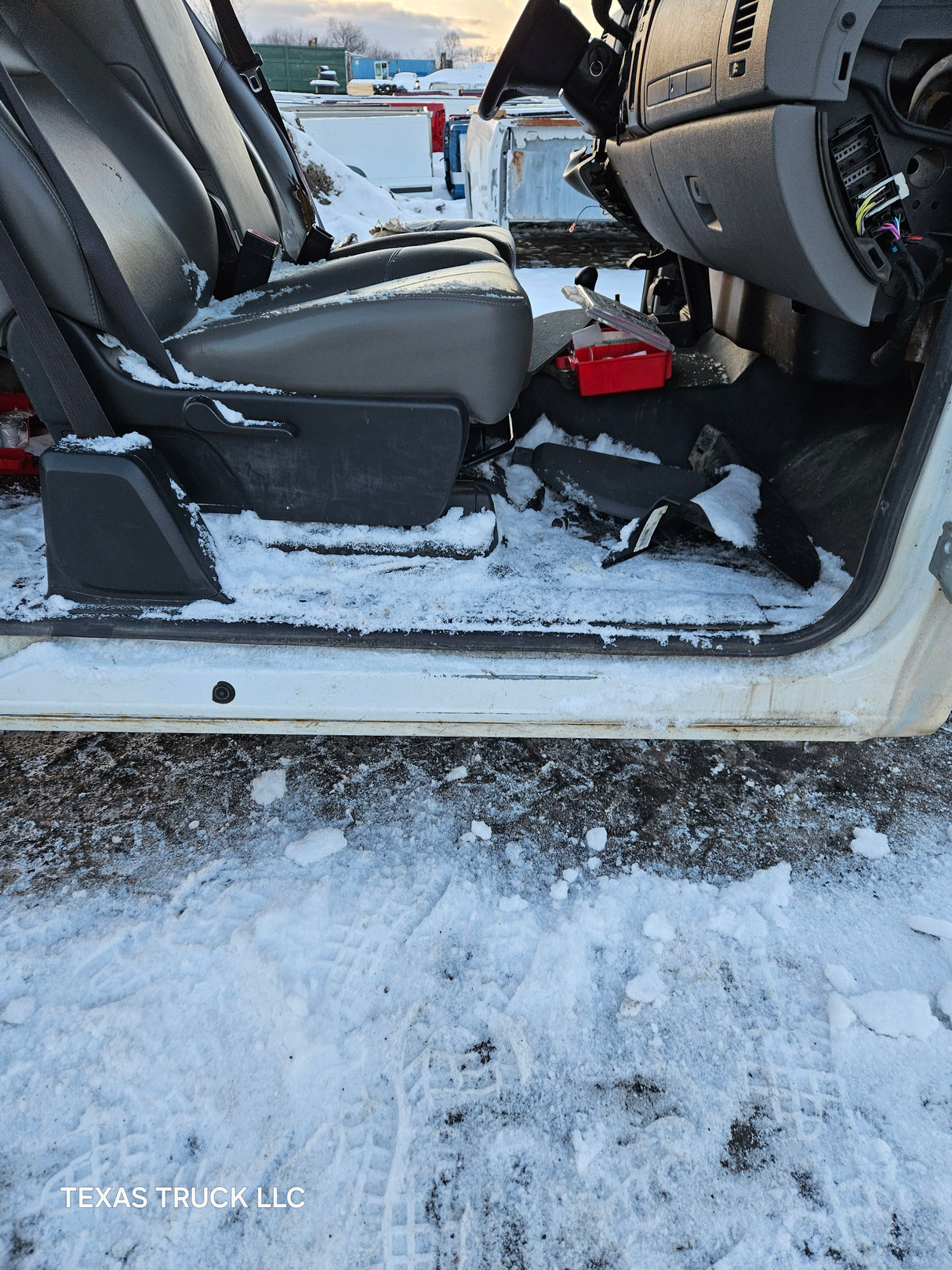 2007-2013 Chevrolet Silverado / GMC Sierra 1500 2500 3500 HD Extended Cab