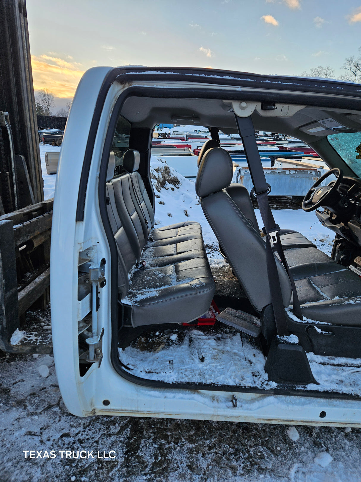 2007-2013 Chevrolet Silverado / GMC Sierra 1500 2500 3500 HD Extended Cab