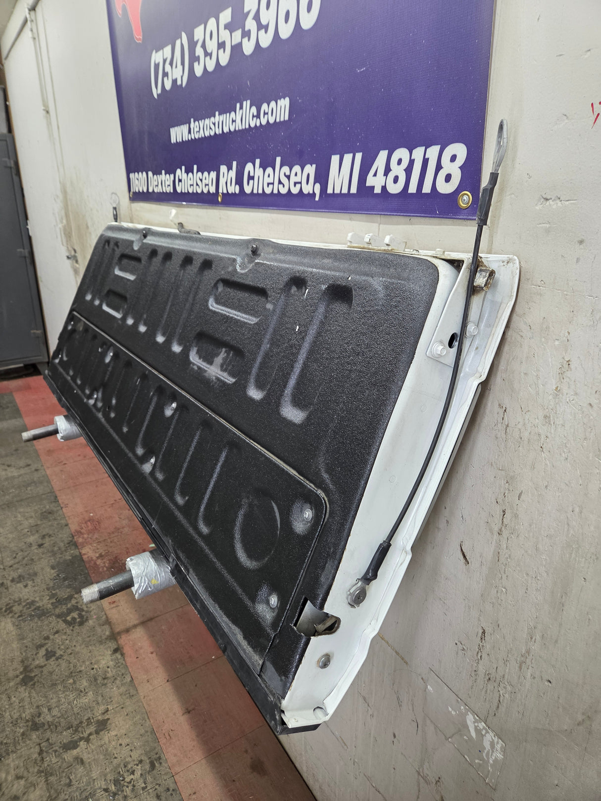 2017-2022 Ford Super Duty Platinum Tailgate With Step F250 F350 F450 F550