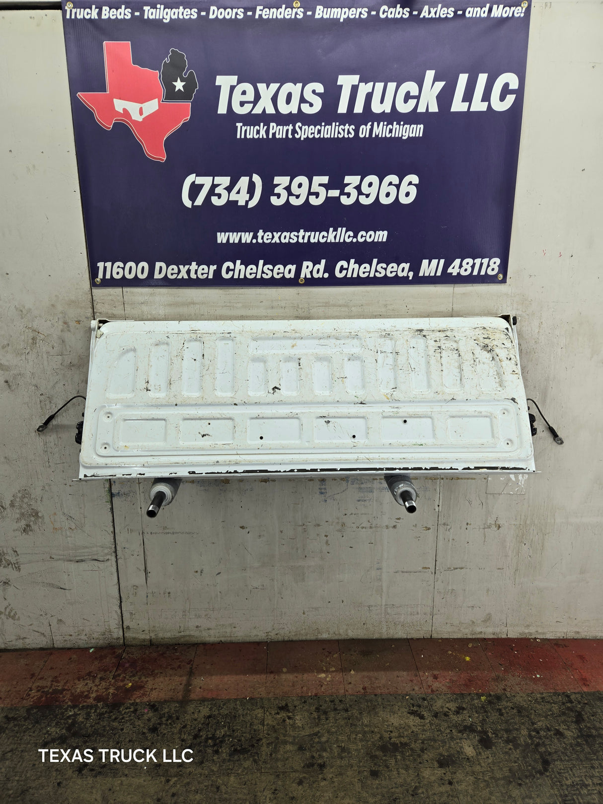 2014-2019 Chevrolet Silverado / GMC Sierra 1500 2500 3500 HD Tailgate