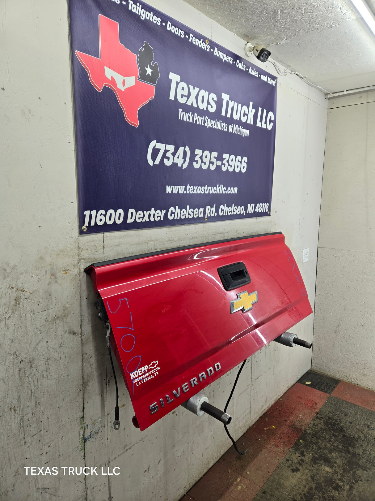 2014-2019 Chevrolet Silverado / GMC Sierra 1500 2500 3500 HD Tailgate