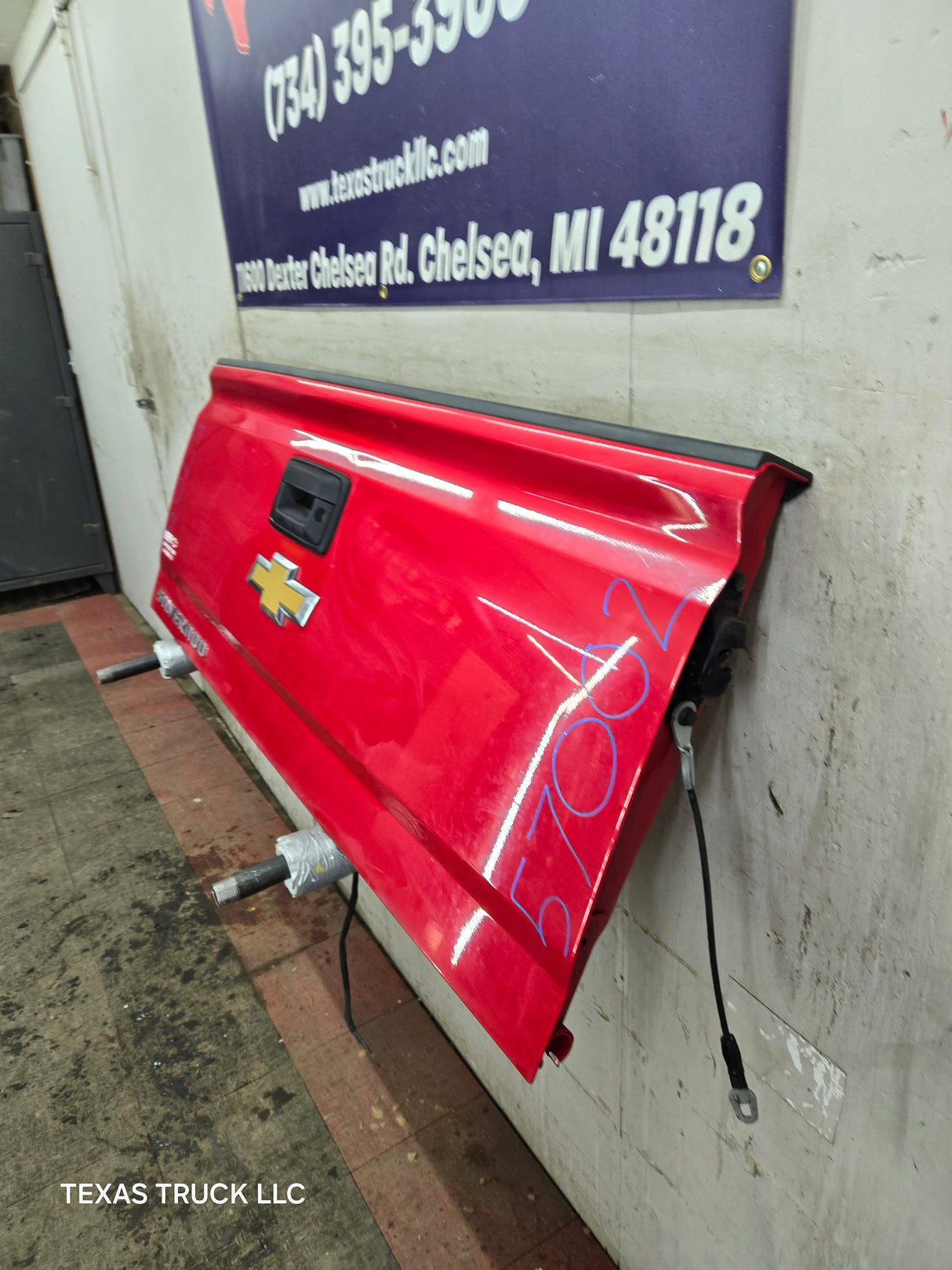 2014-2019 Chevrolet Silverado / GMC Sierra 1500 2500 3500 HD Tailgate