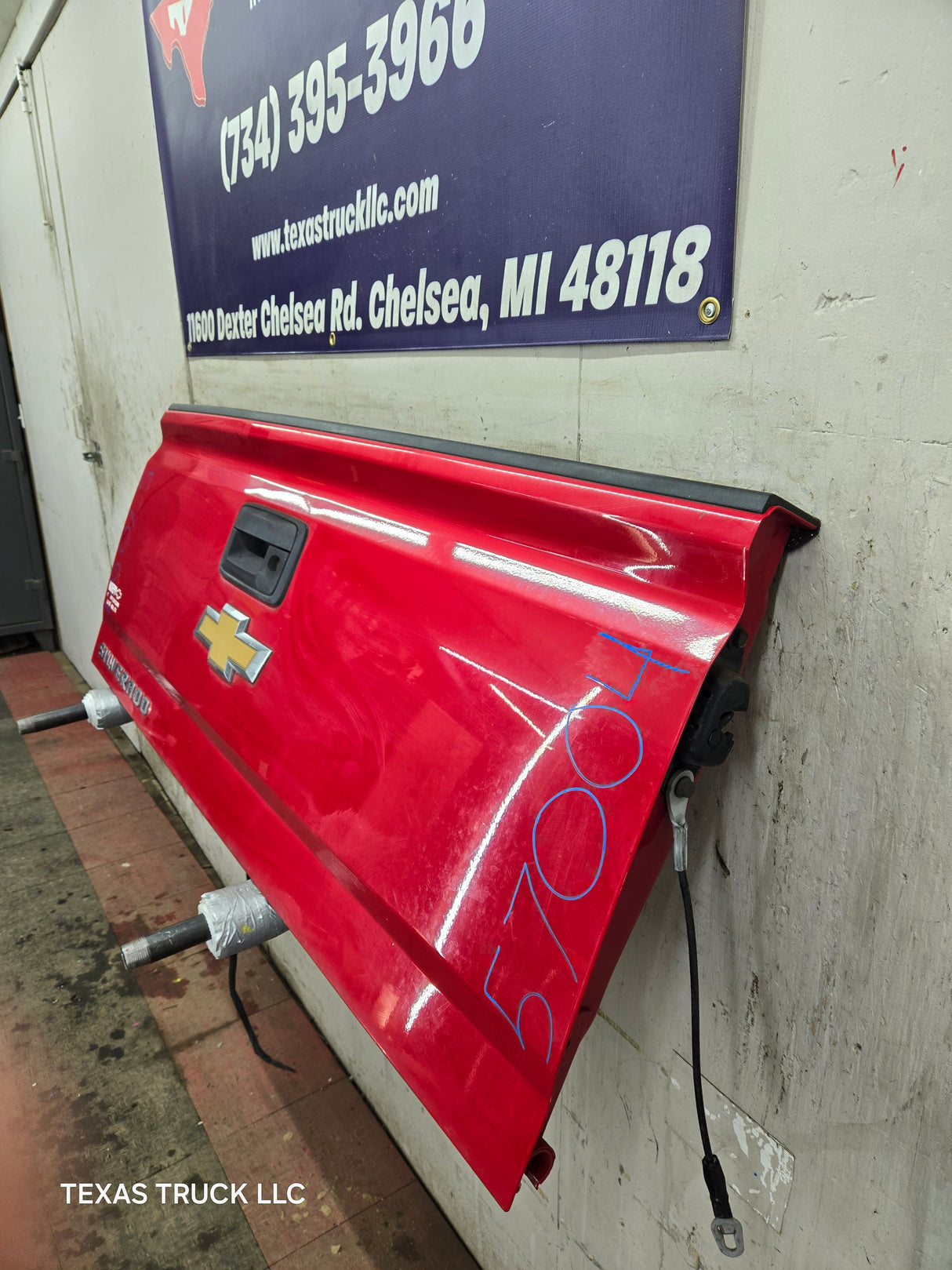 2014-2019 Chevrolet Silverado / GMC Sierra 1500 2500 3500 HD Tailgate