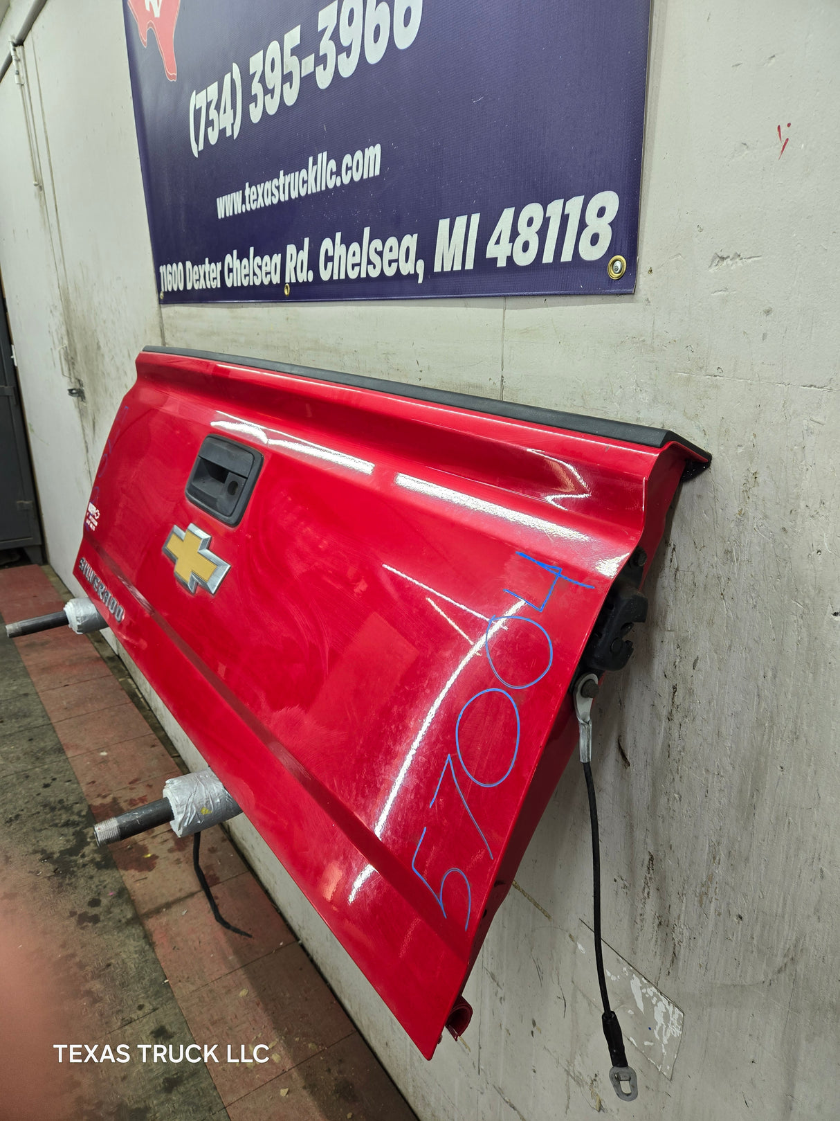 2014-2019 Chevrolet Silverado / GMC Sierra 1500 2500 3500 HD Tailgate