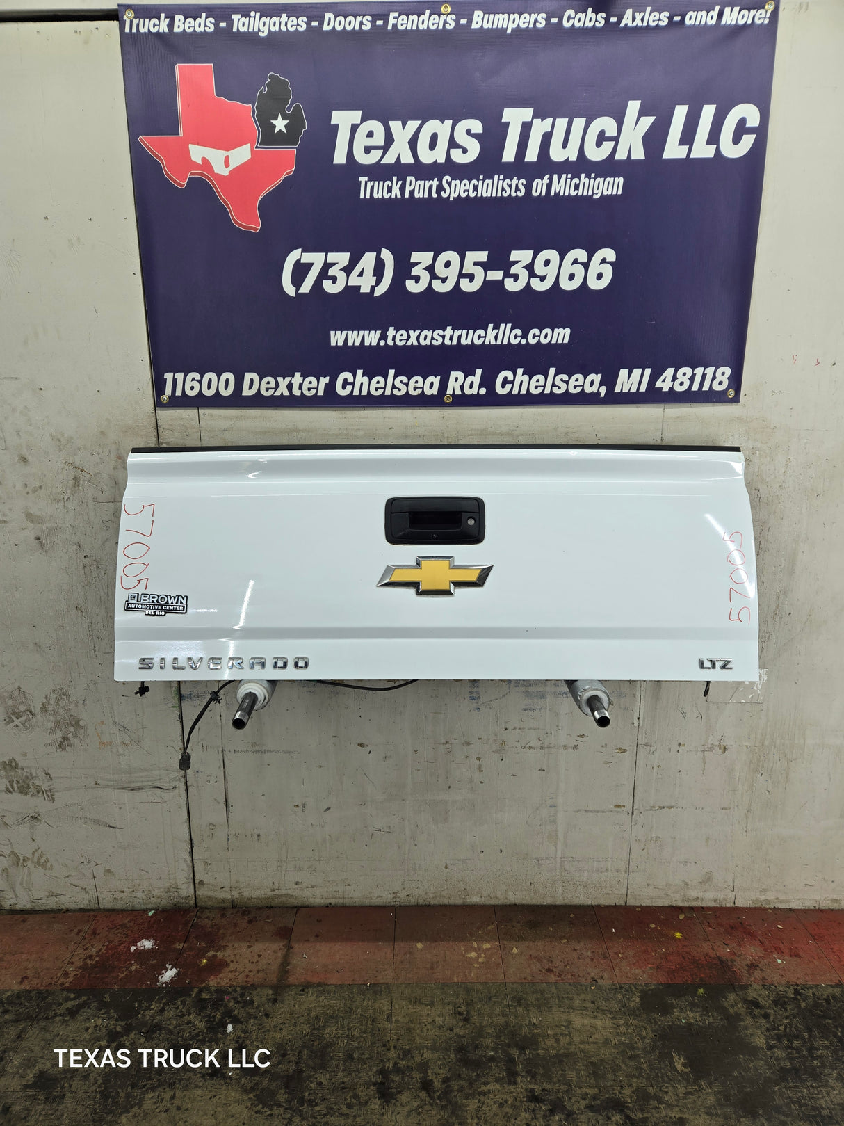 2014-2019 Chevrolet Silverado / GMC Sierra 1500 2500 3500 HD Tailgate