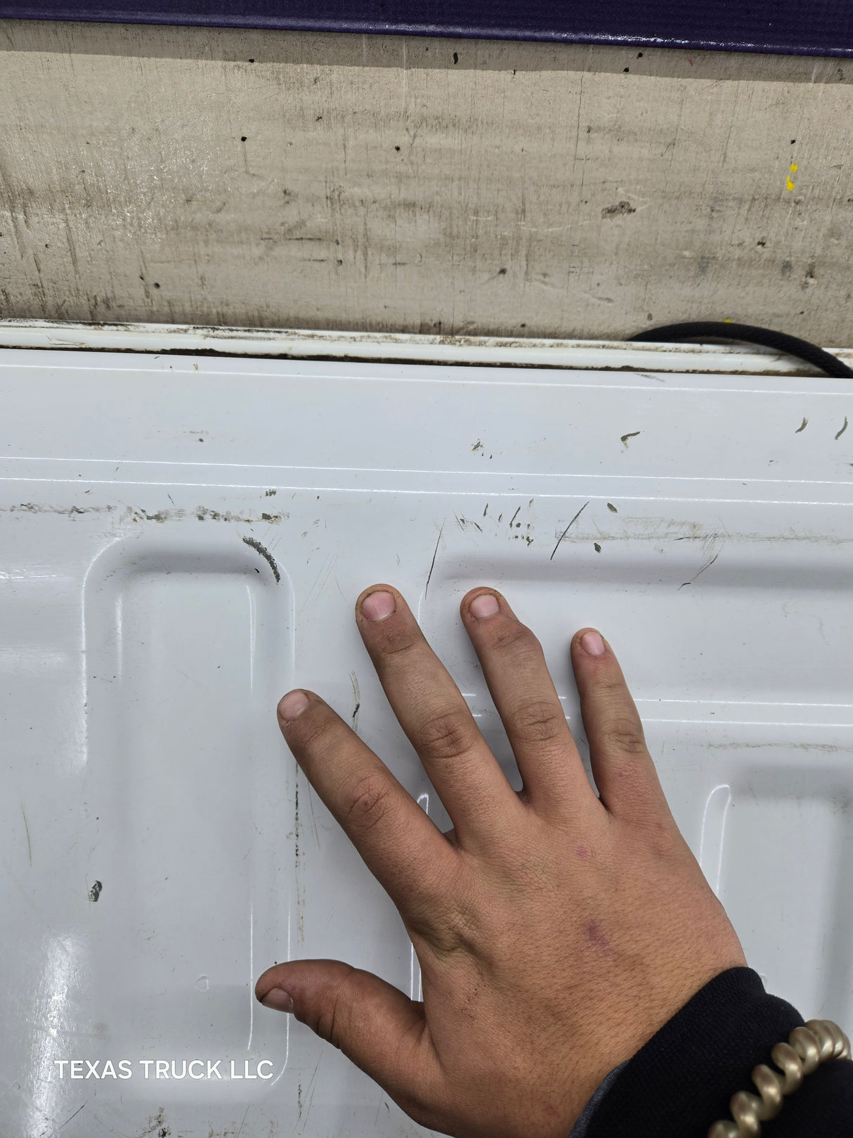 2014-2019 Chevrolet Silverado / GMC Sierra 1500 2500 3500 HD Tailgate