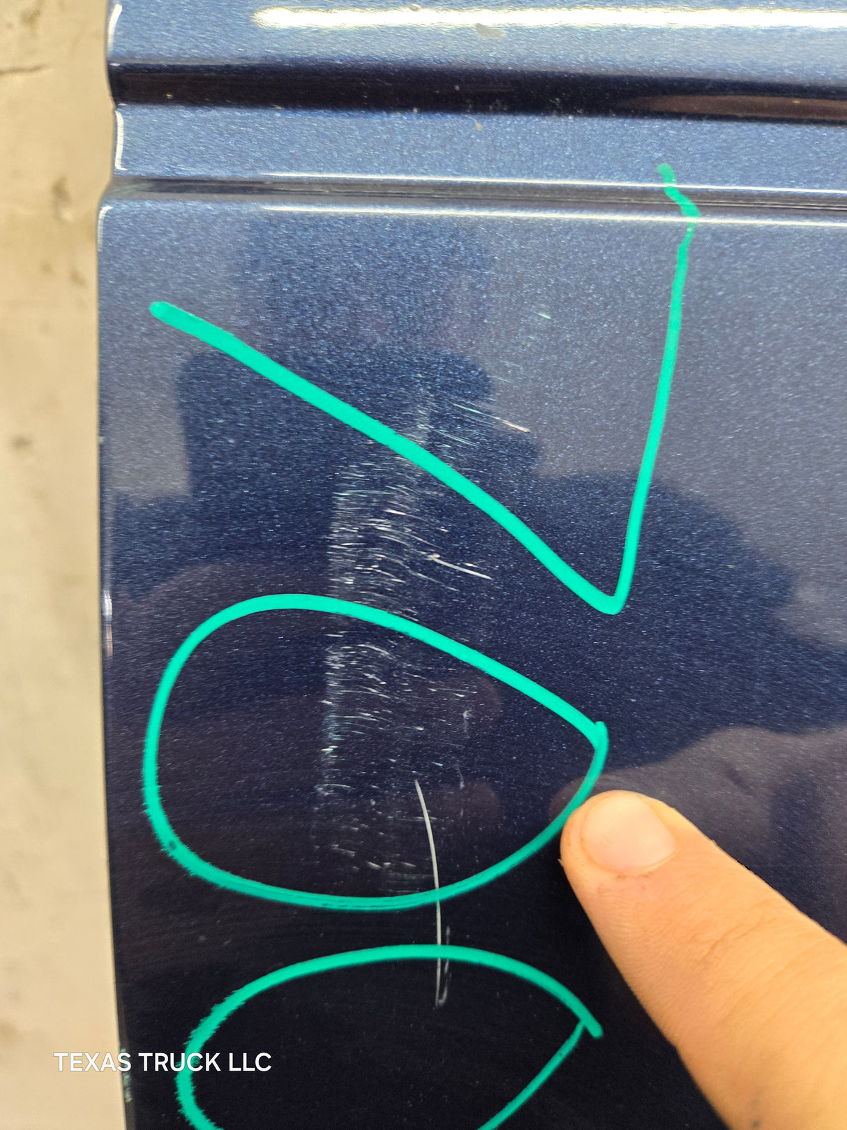 2008-2016 Ford Super Duty Tailgate with step F250 F350 F450 F550