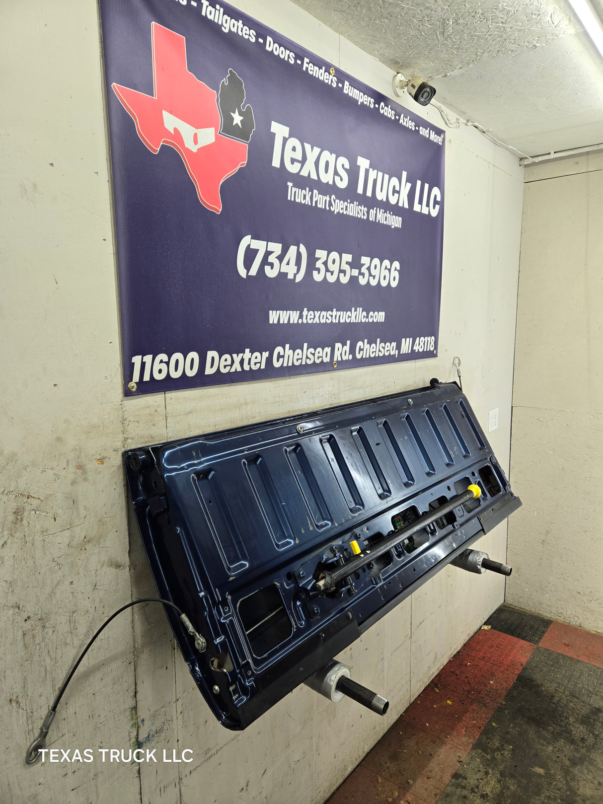 2008-2016 Ford Super Duty Tailgate with step F250 F350 F450 F550