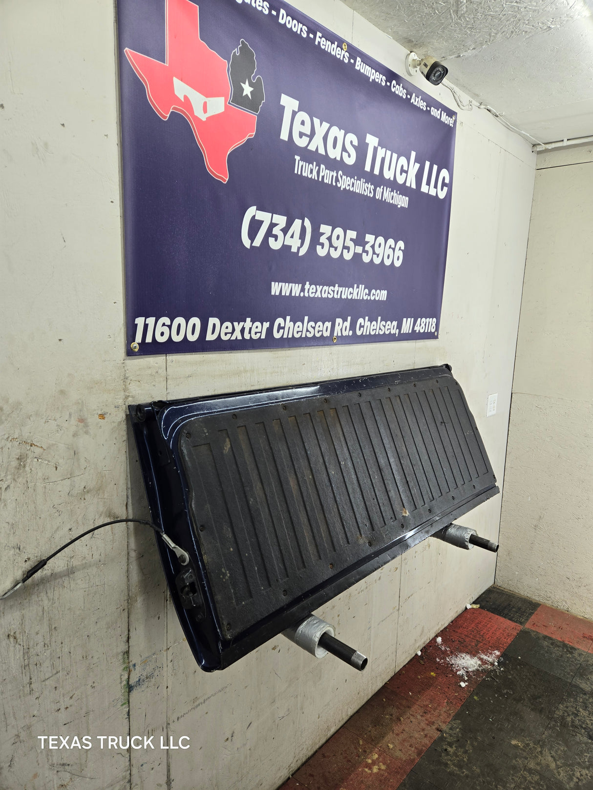 2007-2013 Chevrolet Silverado / GMC Sierra 1500 2500 3500 HD Tailgate