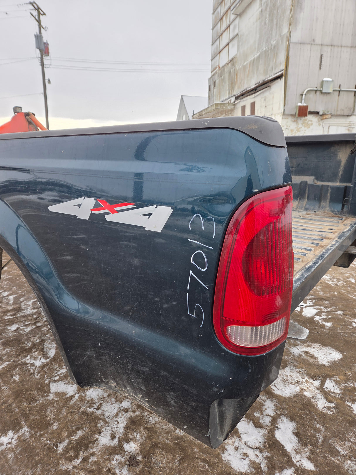 1999-2010 Ford Super Duty F250 F350 6' 9" Short Truck Bed