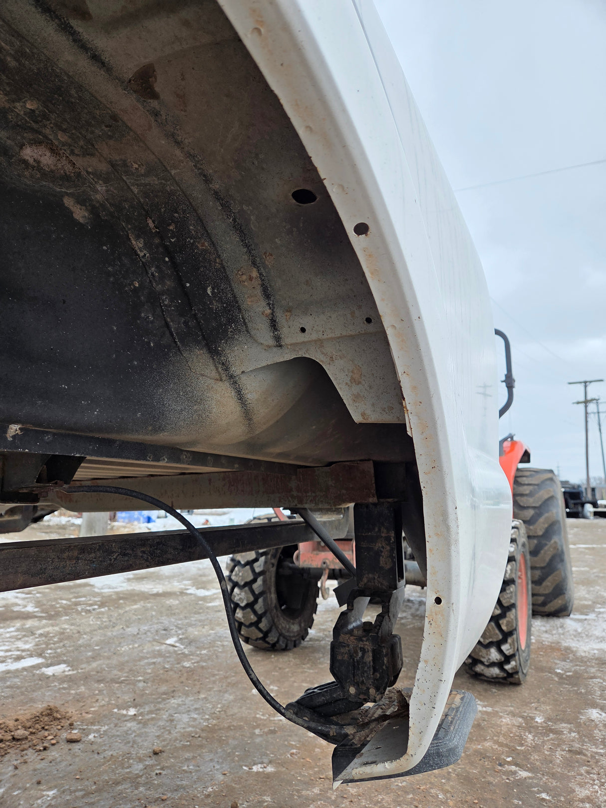 2011-2016 Ford F250 F350 Super Duty 6' 9" Short Truck Bed - Pearl White