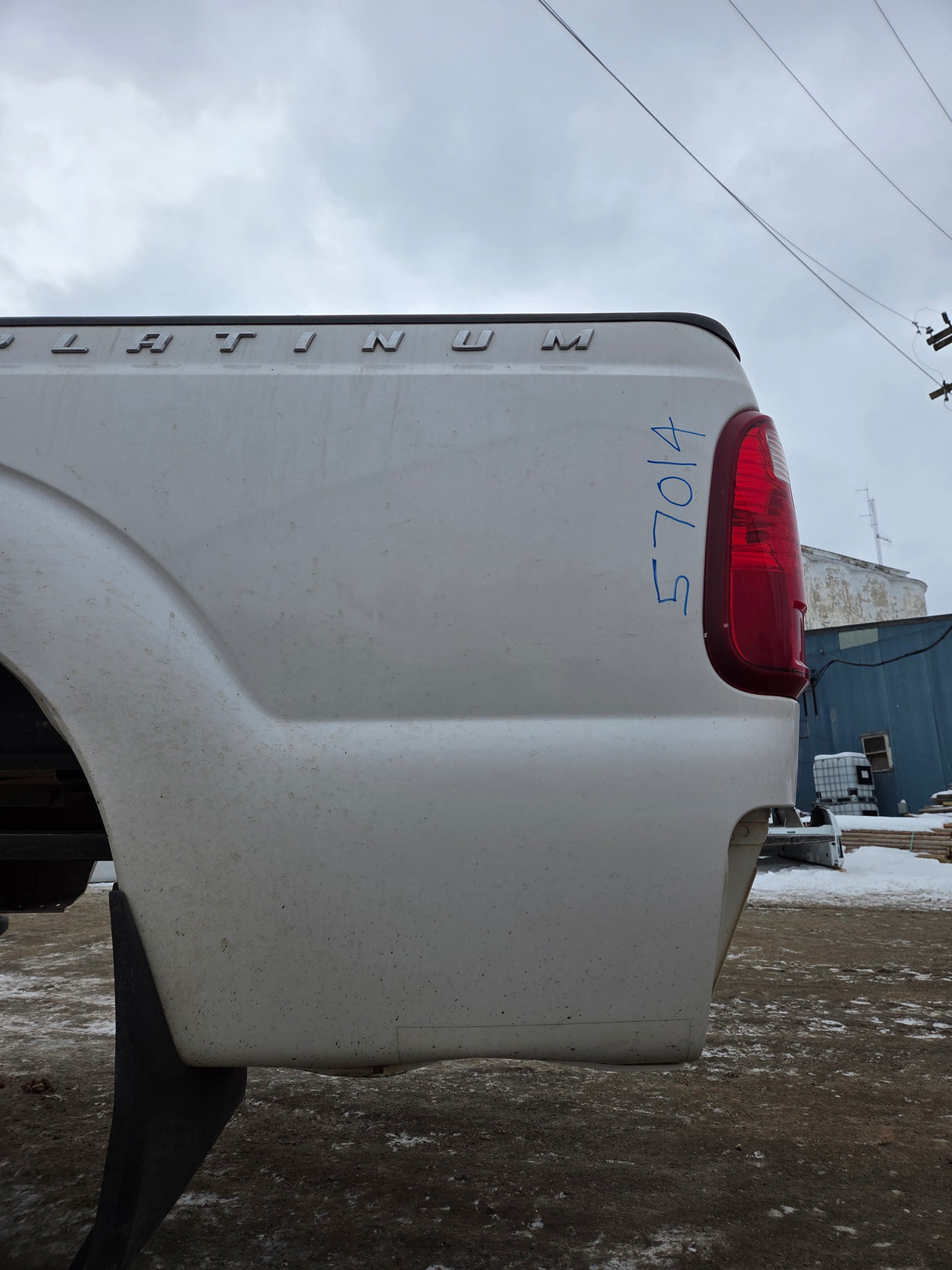 2011-2016 Ford F250 F350 Super Duty 6' 9" Short Truck Bed - Pearl White