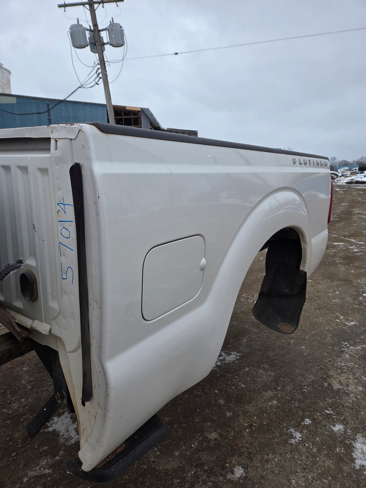 2011-2016 Ford F250 F350 Super Duty 6' 9" Short Truck Bed - Pearl White