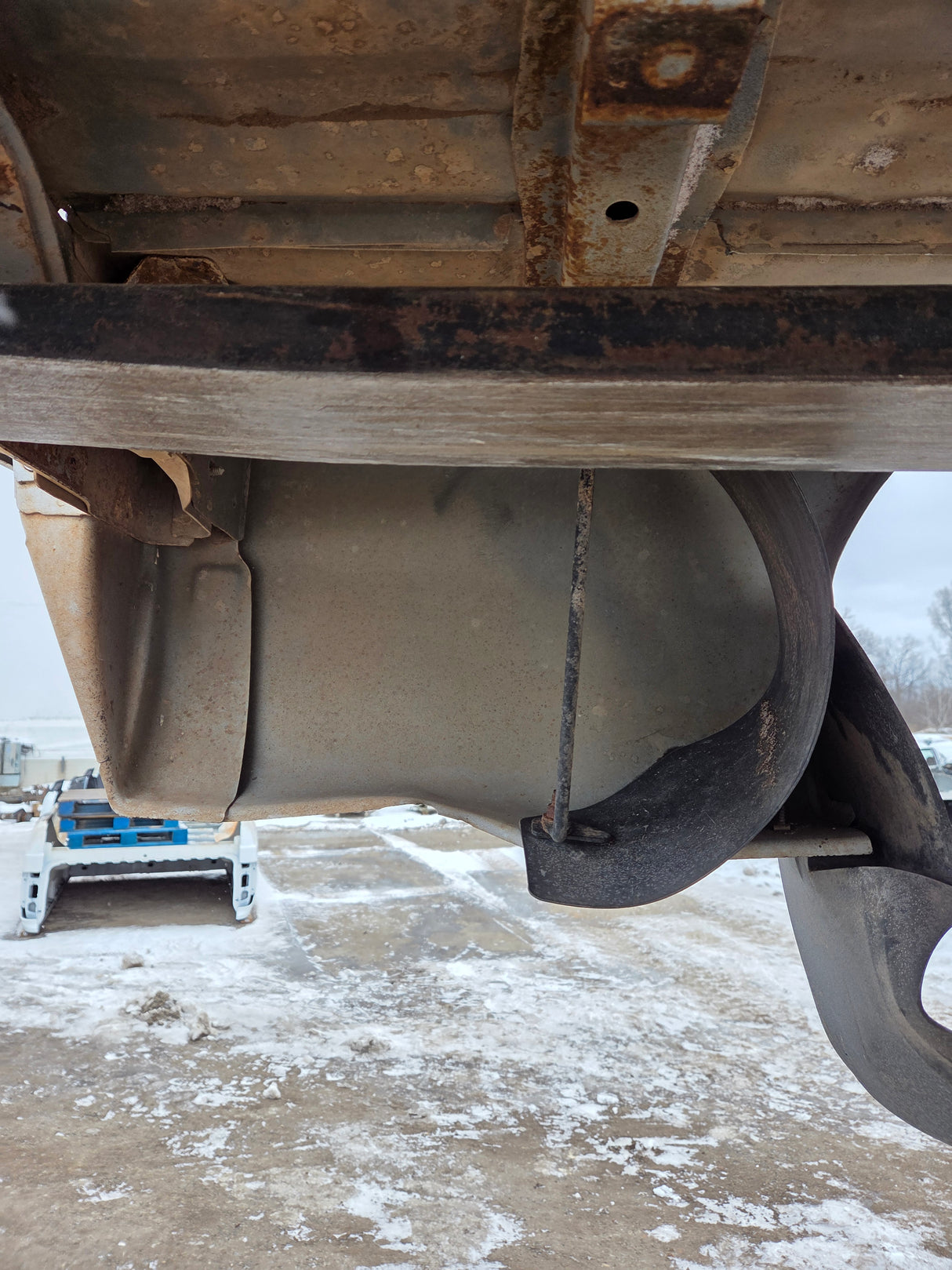 2011-2016 Ford F250 F350 Super Duty 6' 9" Short Truck Bed - Pearl White