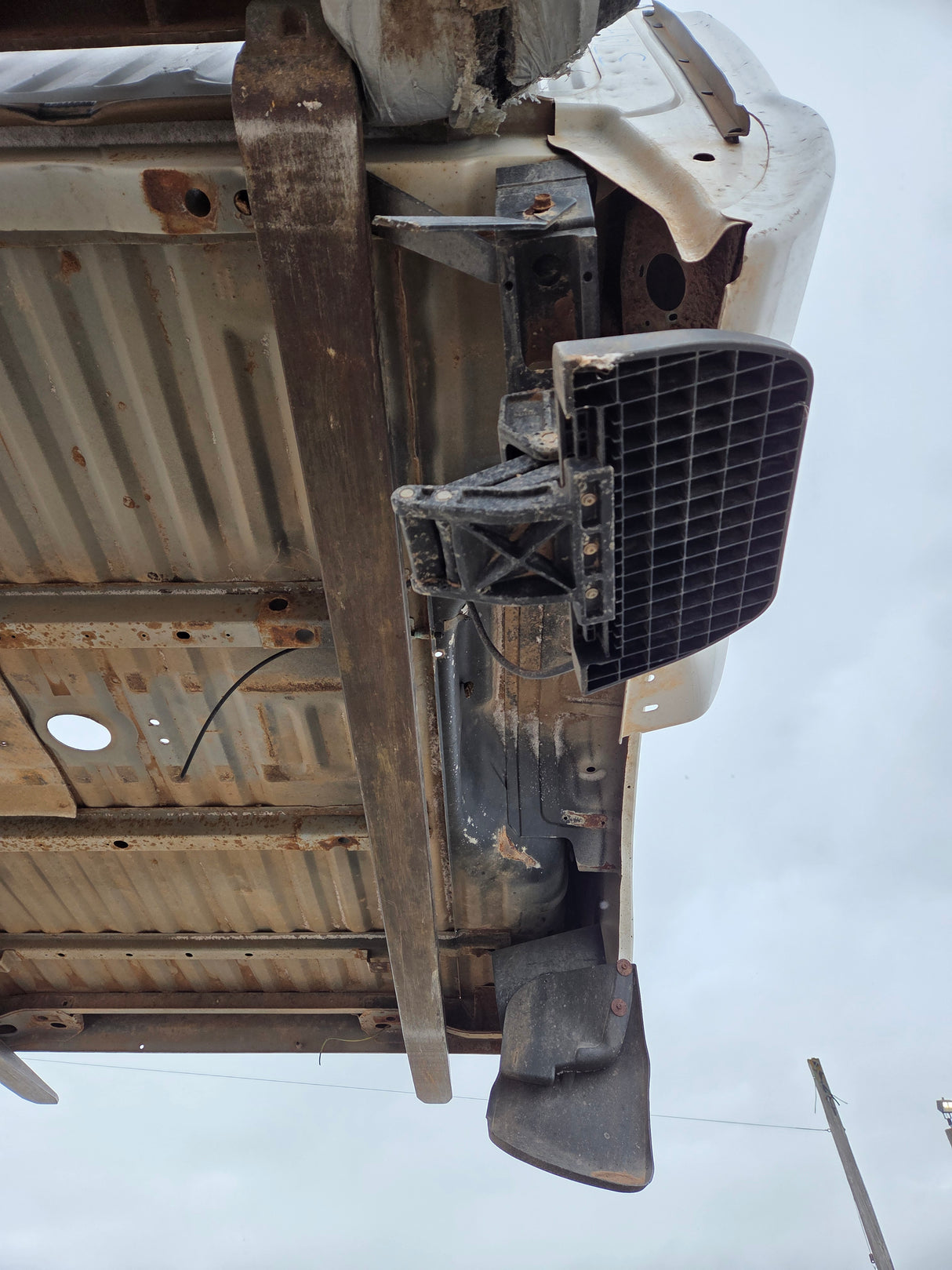 2011-2016 Ford F250 F350 Super Duty 6' 9" Short Truck Bed - Pearl White