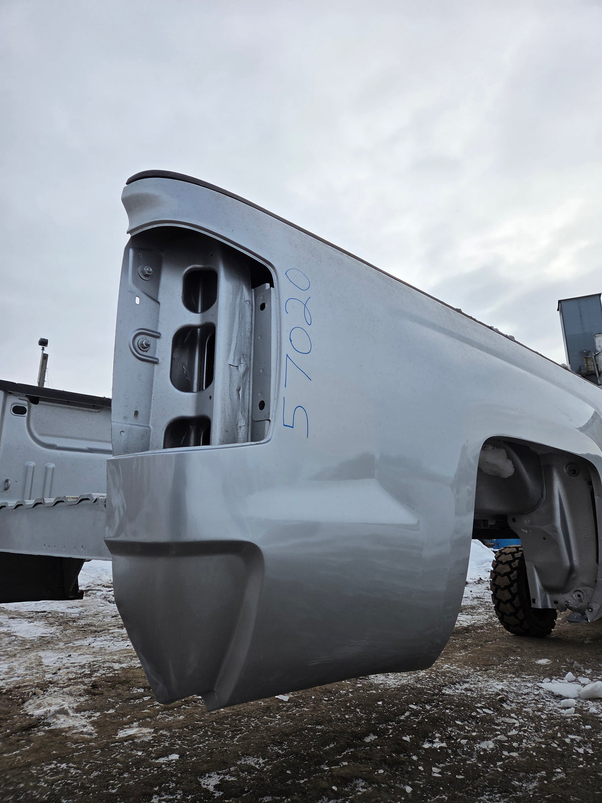 2014-2019 Chevrolet Silverado 1500 2500HD 3500 HD 8' Long Truck Bed