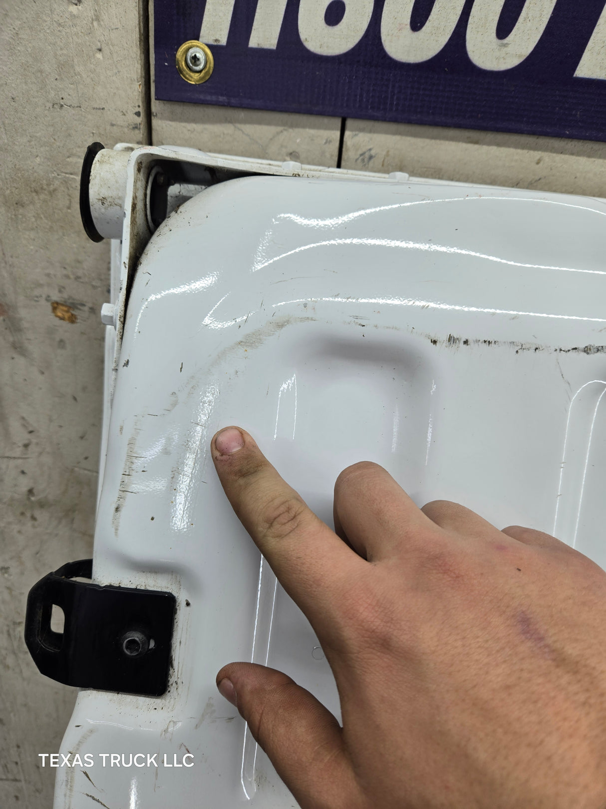 2021-2025 Ford F150 Tailgate / Lid - Oxford White