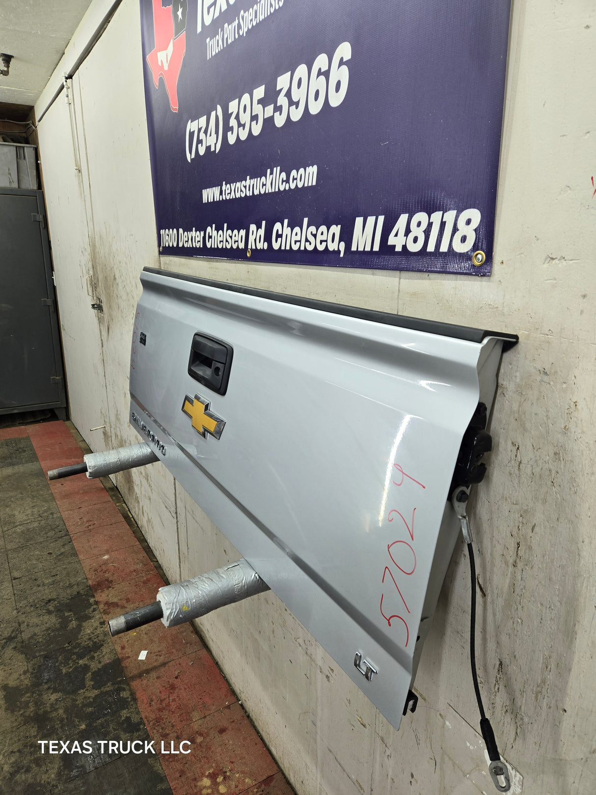 2014-2019 Chevrolet Silverado / GMC Sierra 1500 2500 3500 HD Tailgate