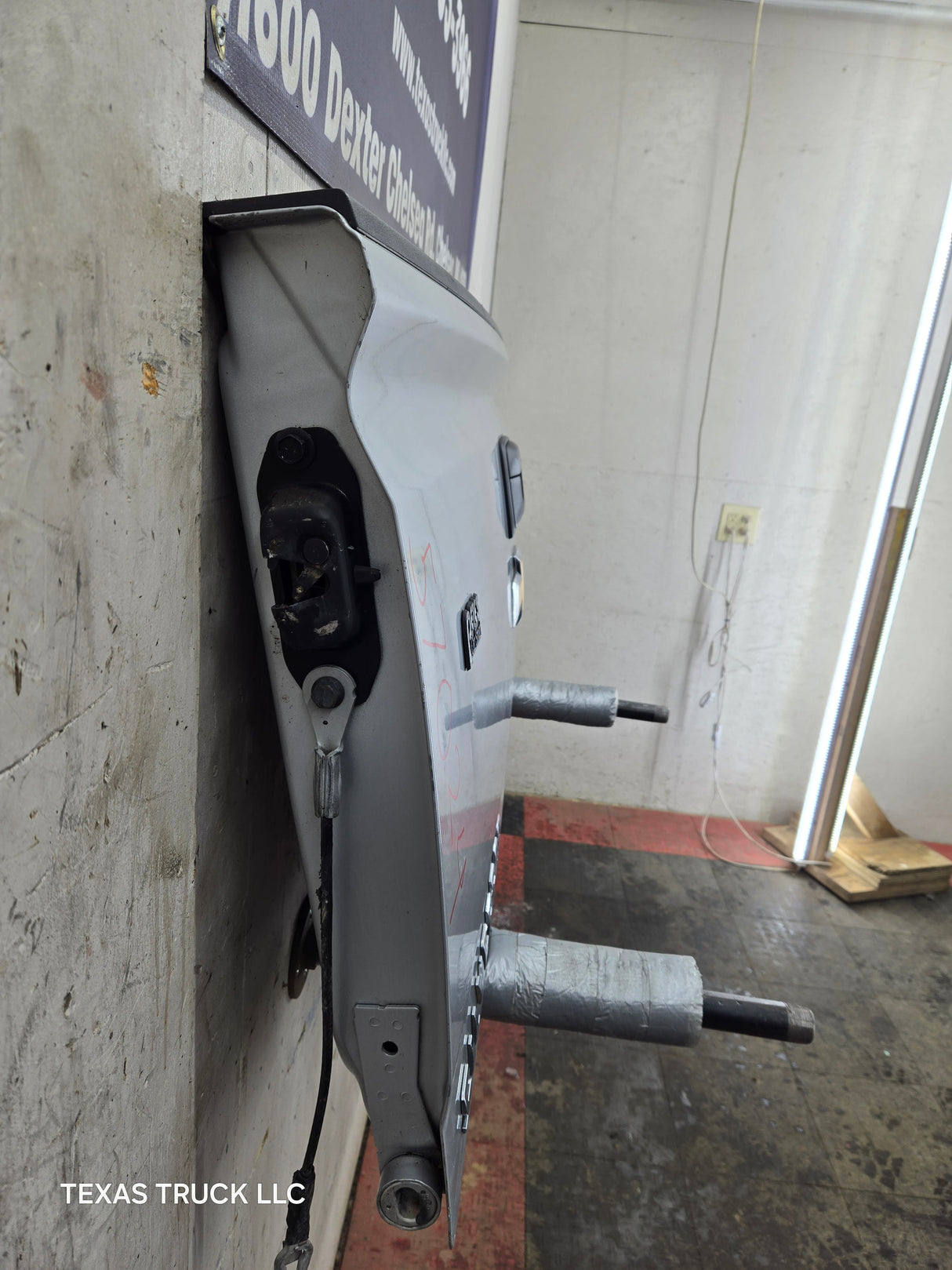 2014-2019 Chevrolet Silverado / GMC Sierra 1500 2500 3500 HD Tailgate