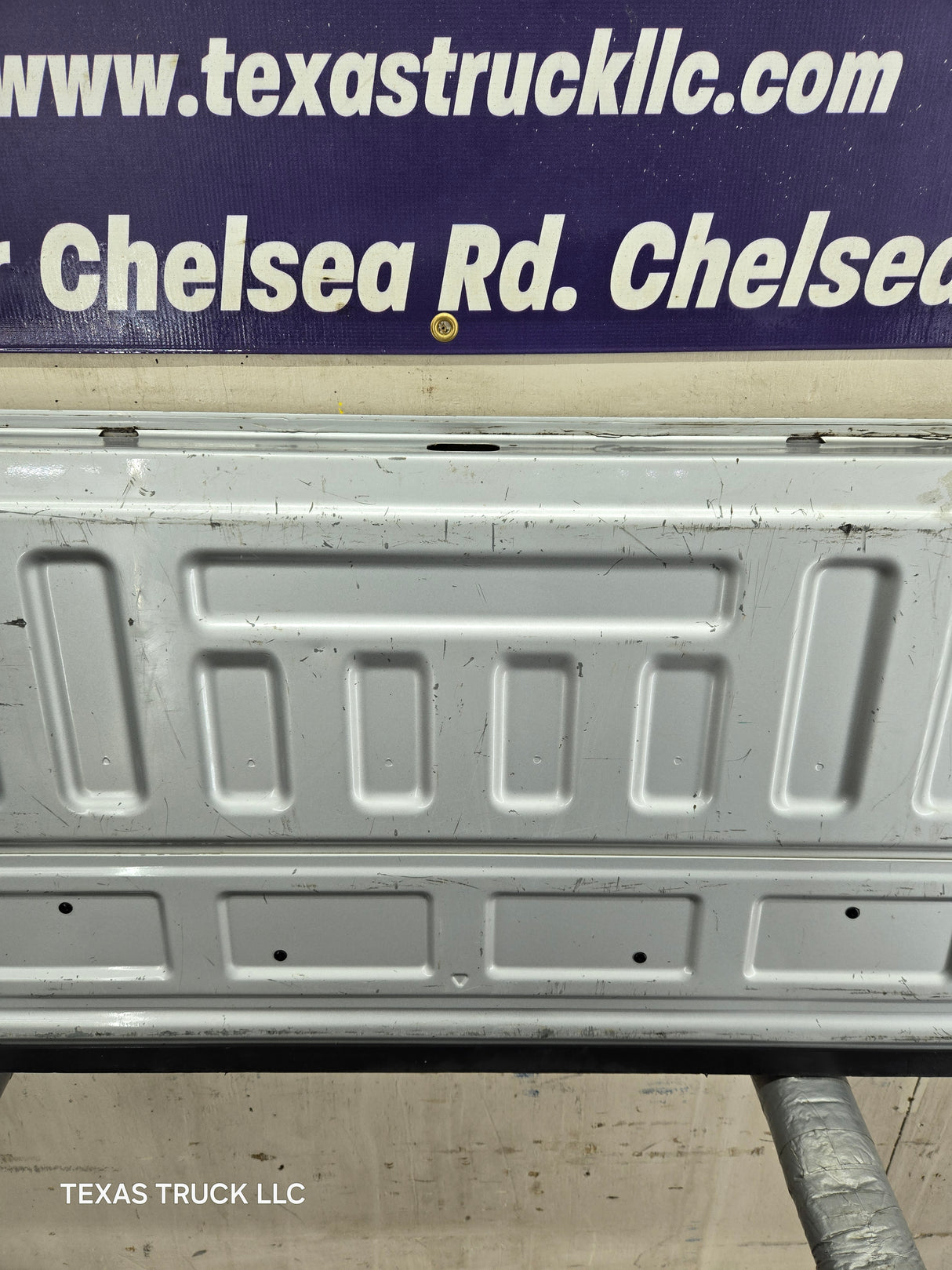 2014-2019 Chevrolet Silverado / GMC Sierra 1500 2500 3500 HD Tailgate