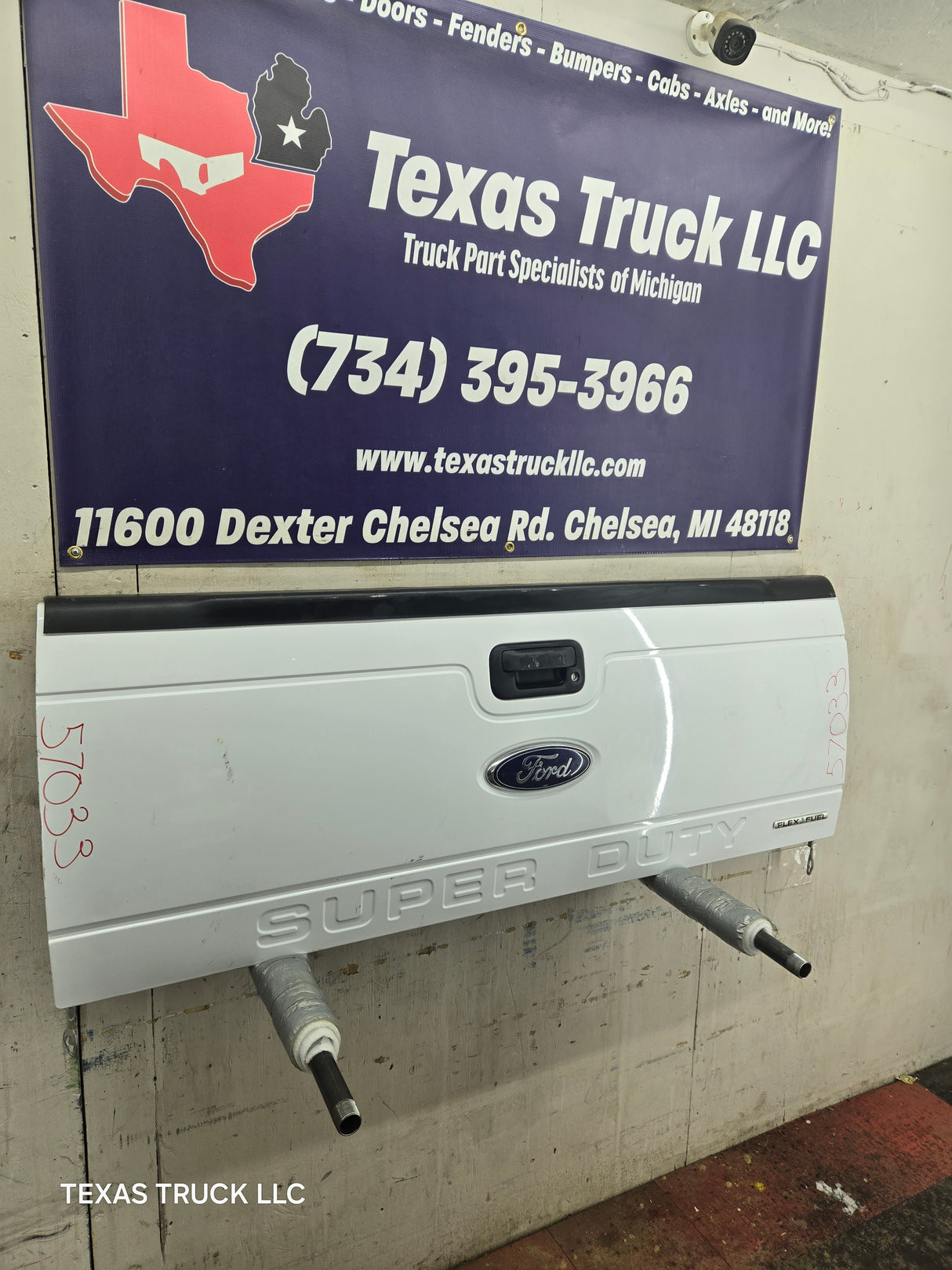 2008-2016 Ford Super Duty Tailgate F250 F350 F450 F550 - Oxford White