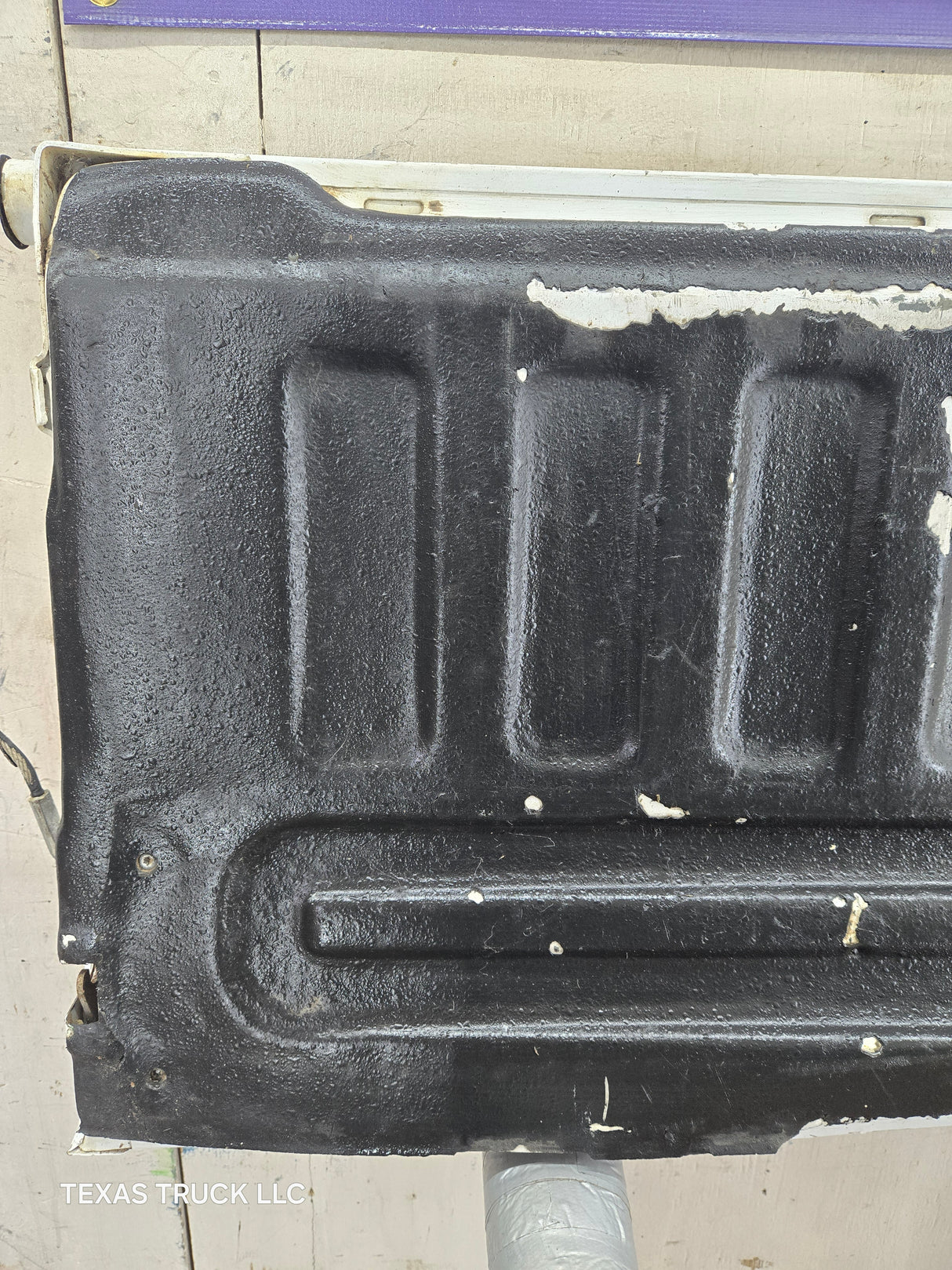 1997-2003 F150 / 1999-2007 Ford F250 F350 F450 F550 Super Duty Tailgate - White