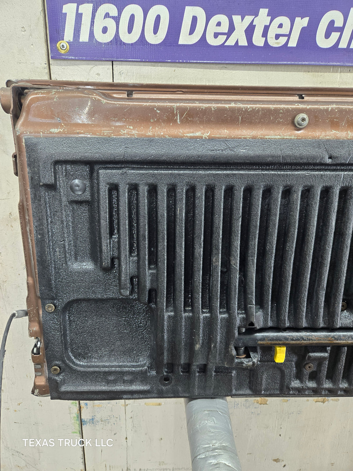 2008-2016 Ford Super Duty Tailgate With Step & Camera F250 F350 F450 F550 - Brown