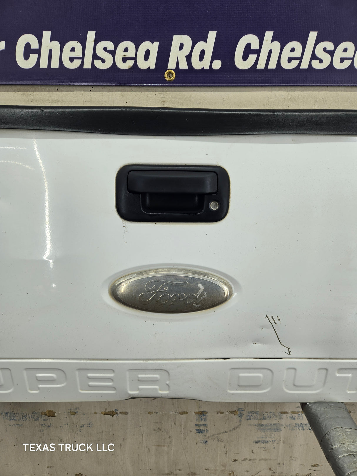 2008-2016 Ford Super Duty Tailgate F250 F350 F450 F550 - Oxford White