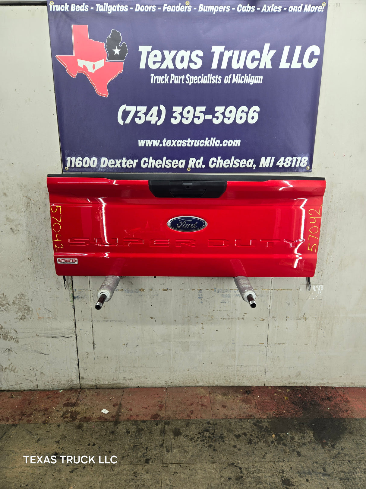 2023-2025 Ford Super Duty F250 F350 F450 F550 Tailgate - Red