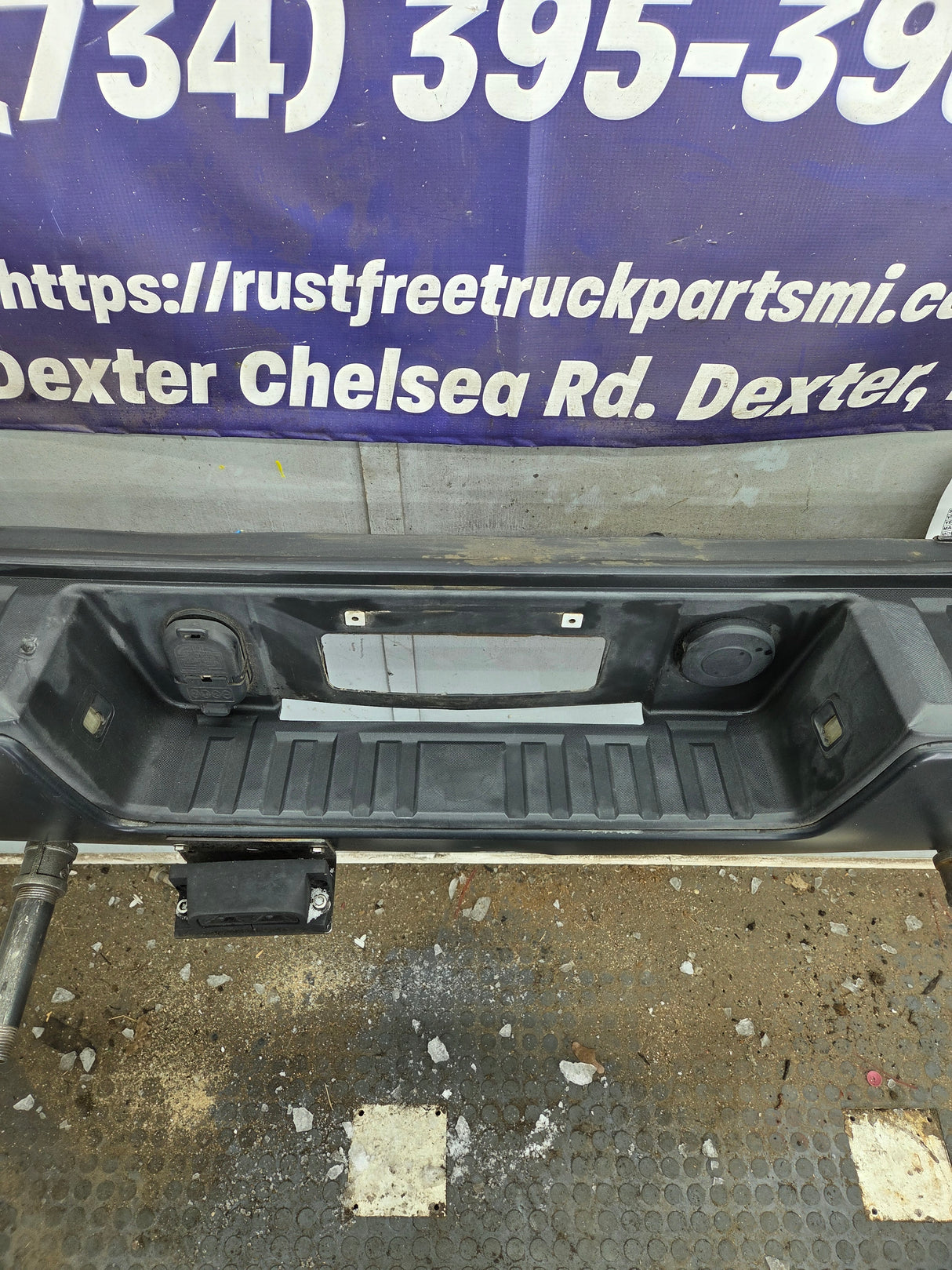 2015-2019 Chevrolet Silverado 1500 Rear Bumper - Black