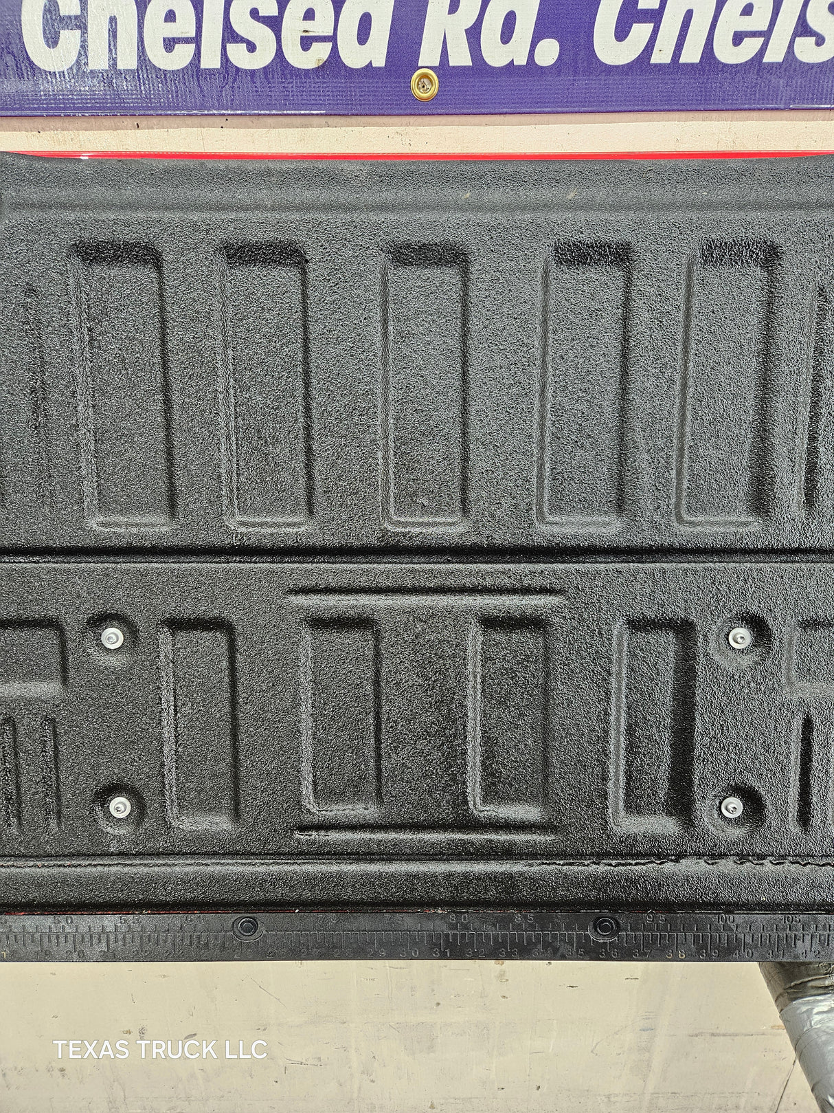 2023-2025 Ford Super Duty F250 F350 F450 F550 Tailgate - Red