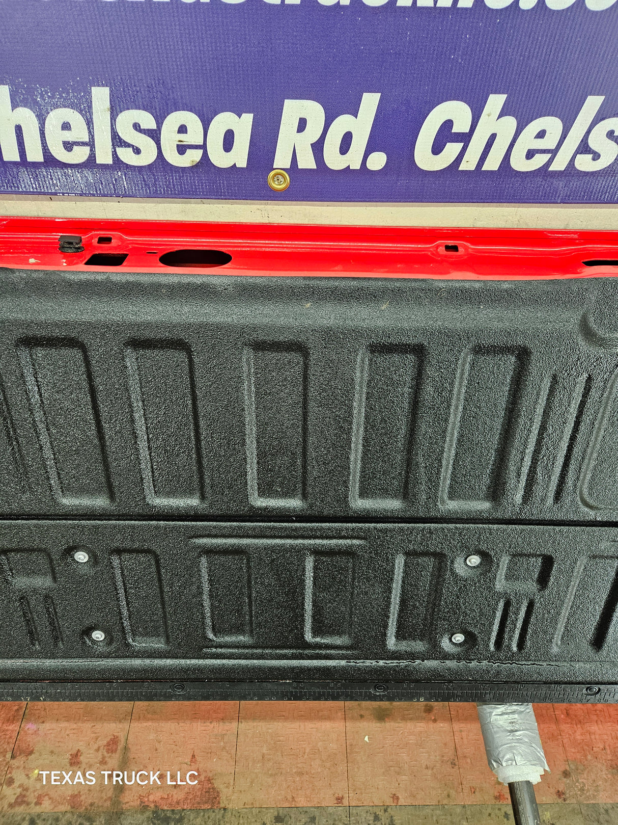 2023-2025 Ford Super Duty F250 F350 F450 F550 Tailgate - Red