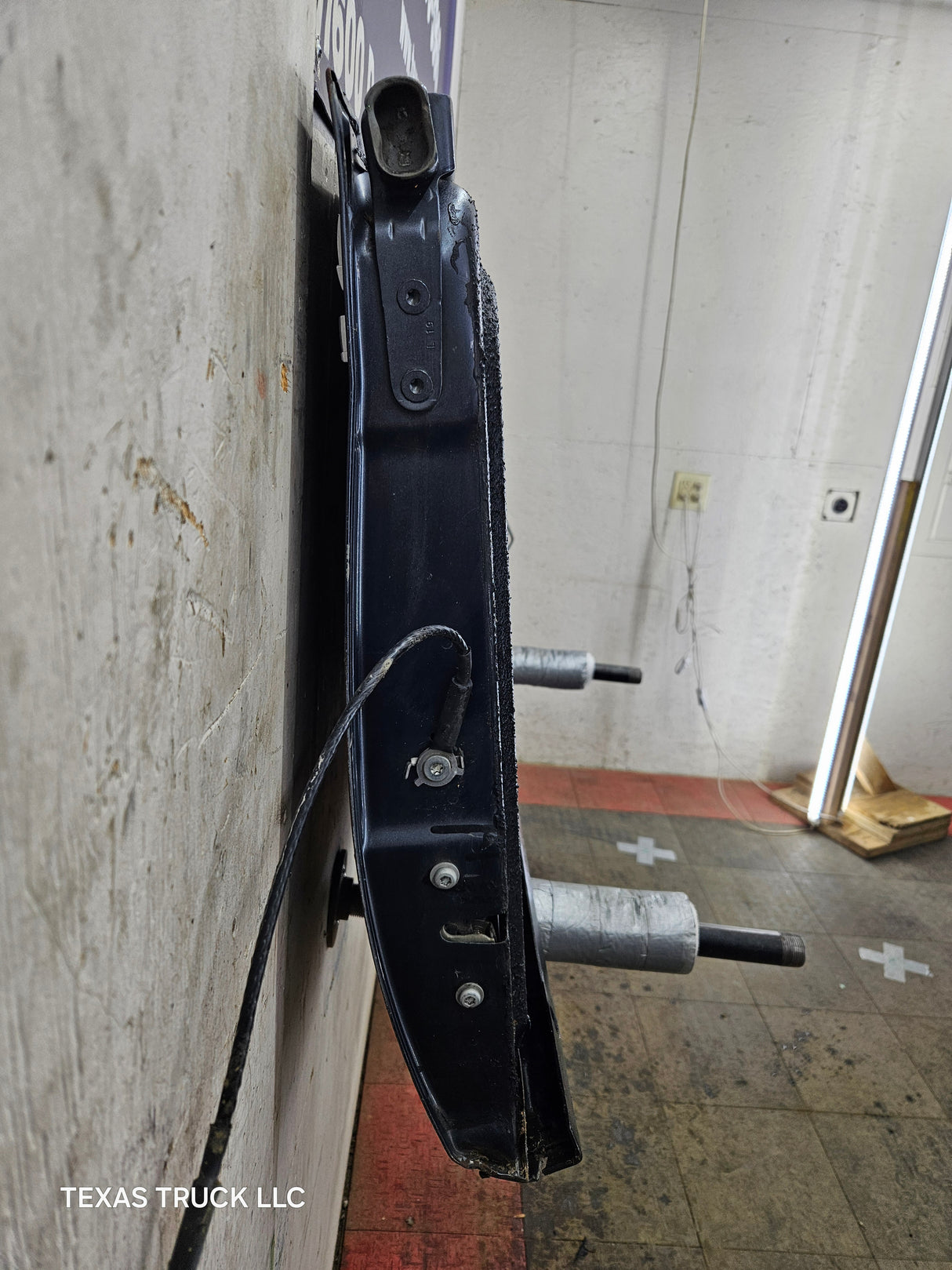 2007-2013 Toyota Tundra Tailgate