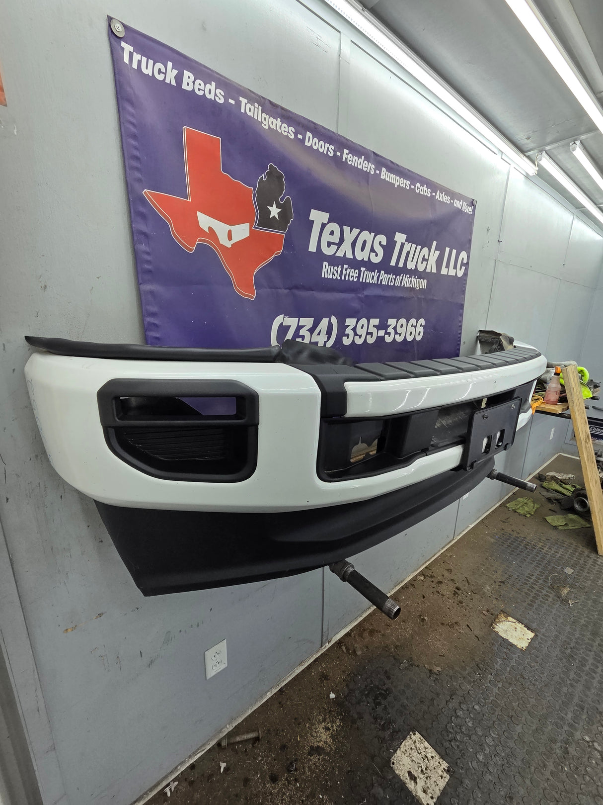 2020-2022 Ford Super Duty F250 F350 Front Bumper - White