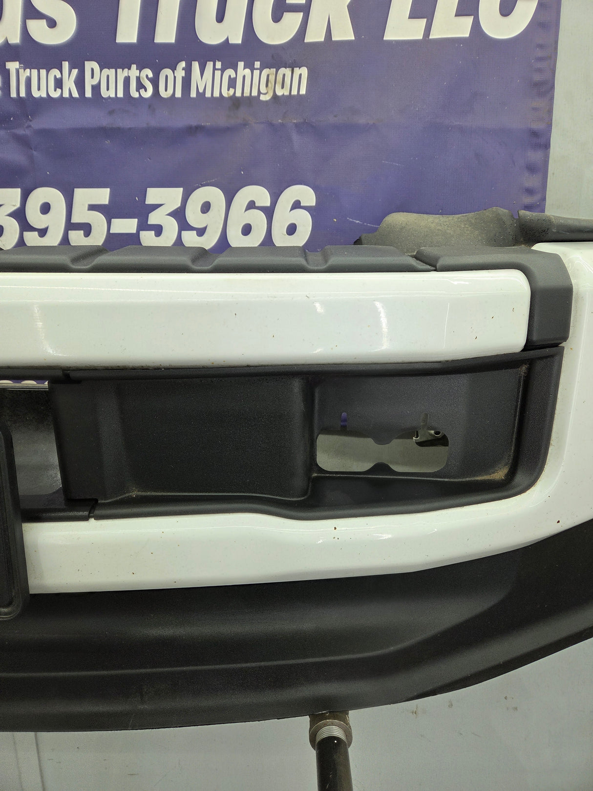 2020-2022 Ford Super Duty F250 F350 Front Bumper - White