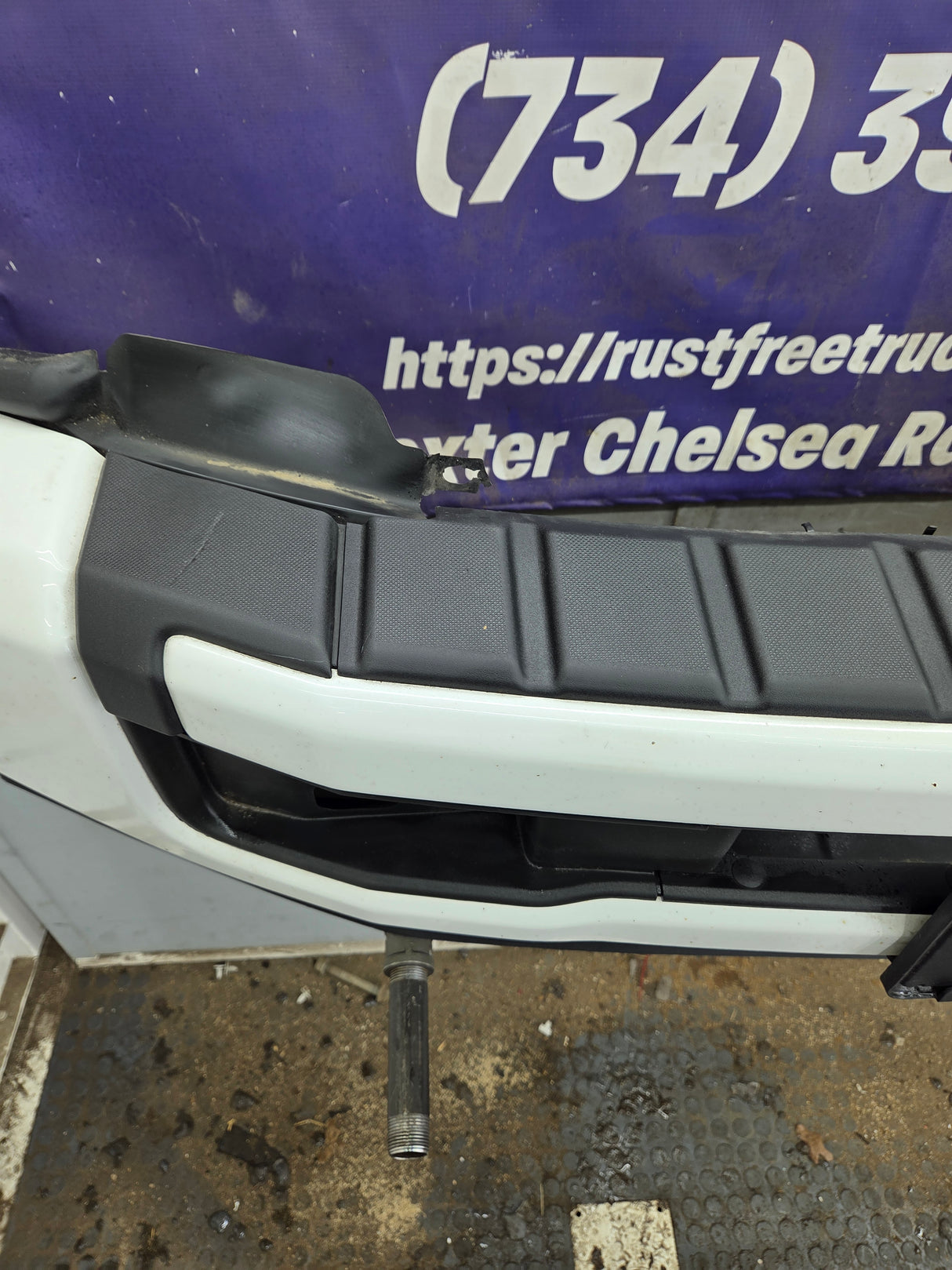 2020-2022 Ford Super Duty F250 F350 Front Bumper - White