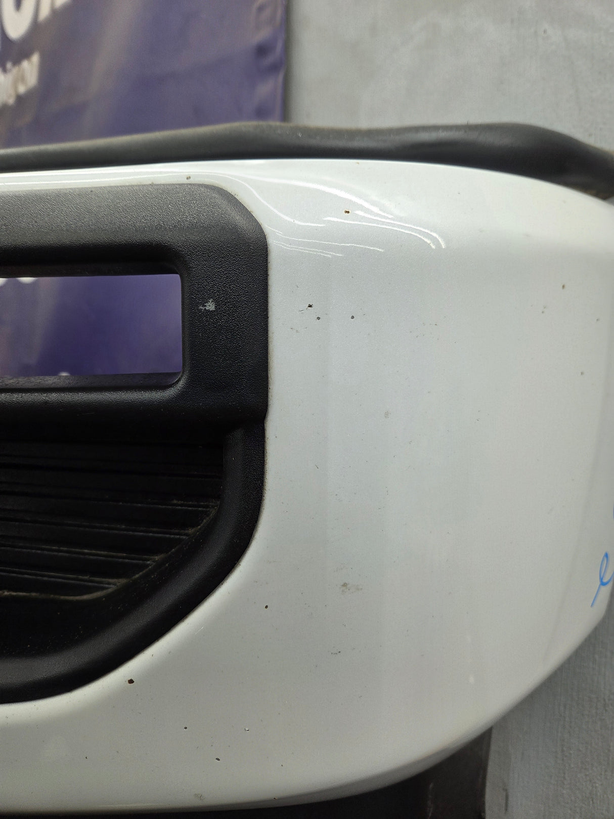 2020-2022 Ford Super Duty F250 F350 Front Bumper - White