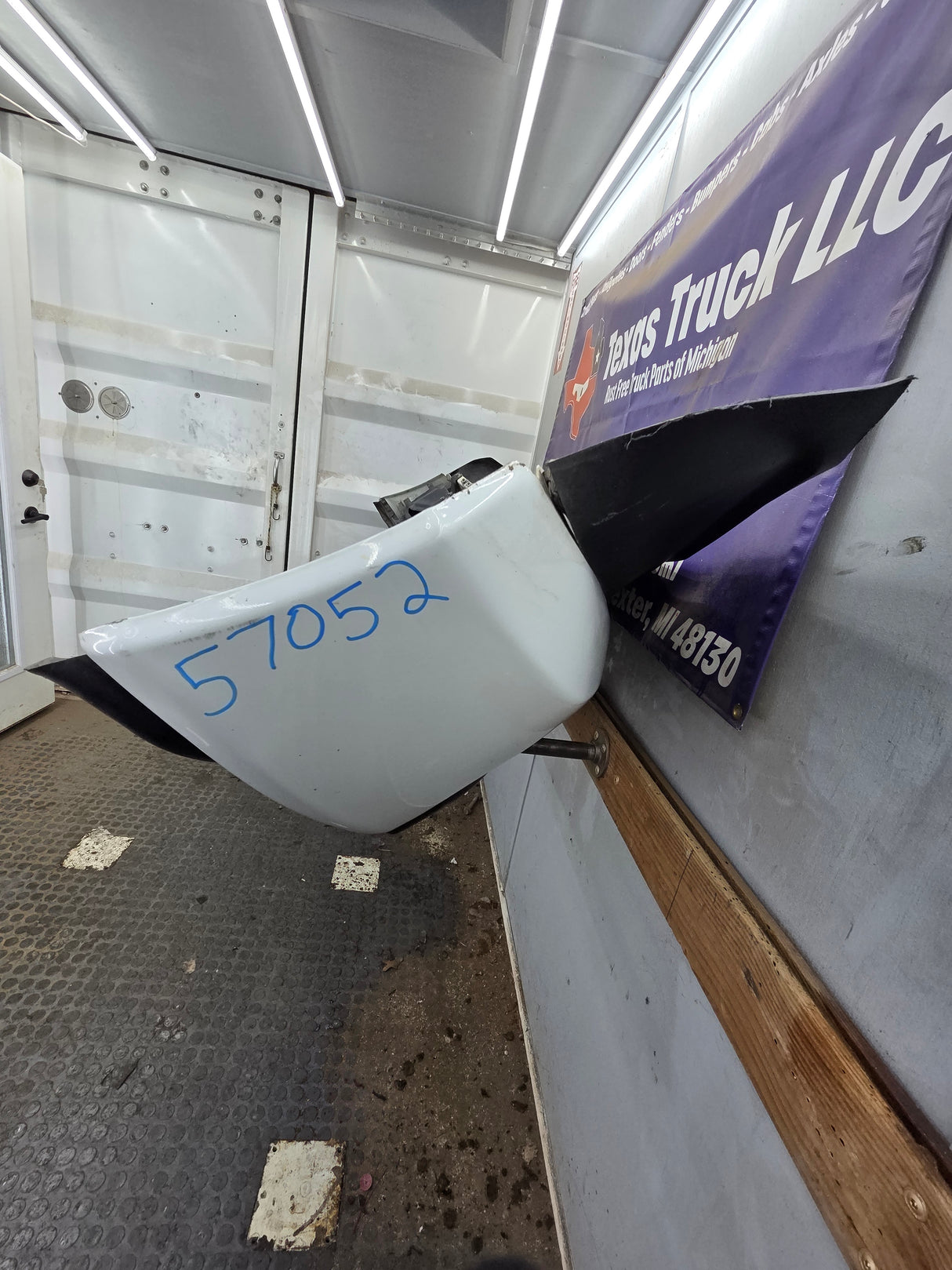 2020-2022 Ford Super Duty F250 F350 Front Bumper - White