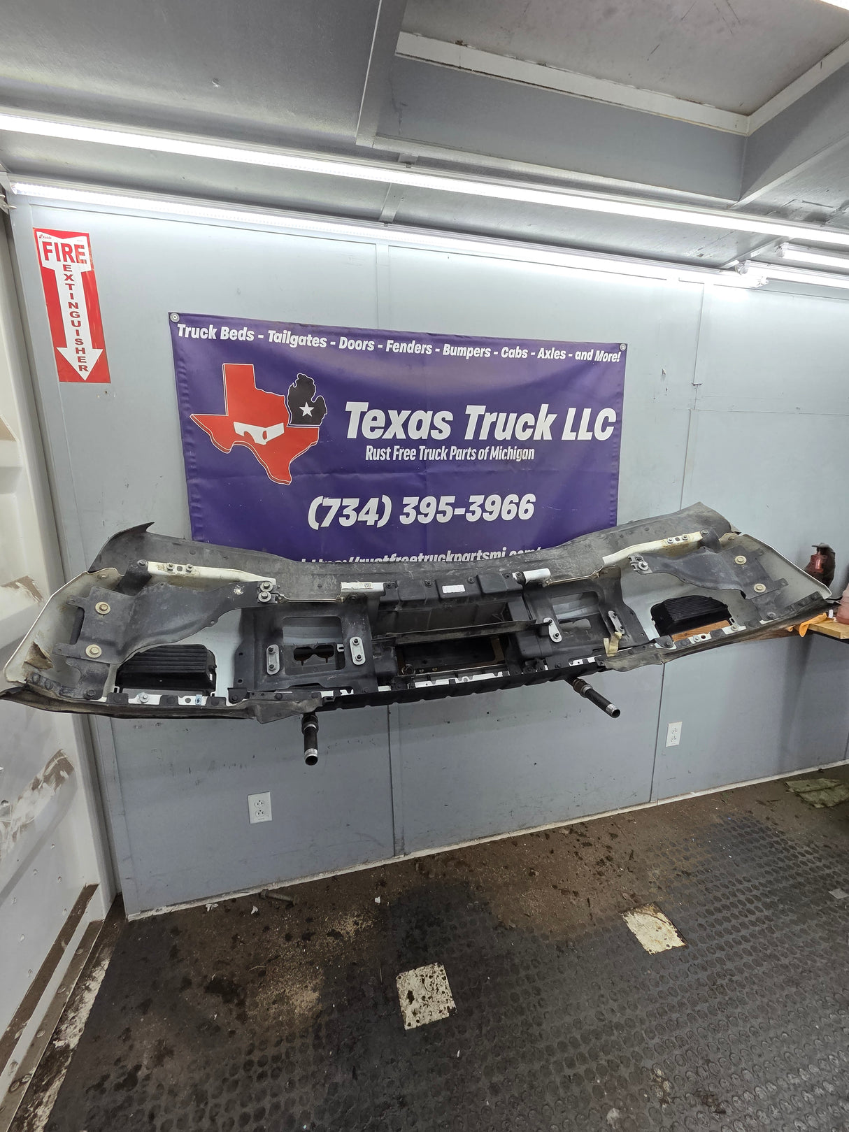 2020-2022 Ford Super Duty F250 F350 Front Bumper - White