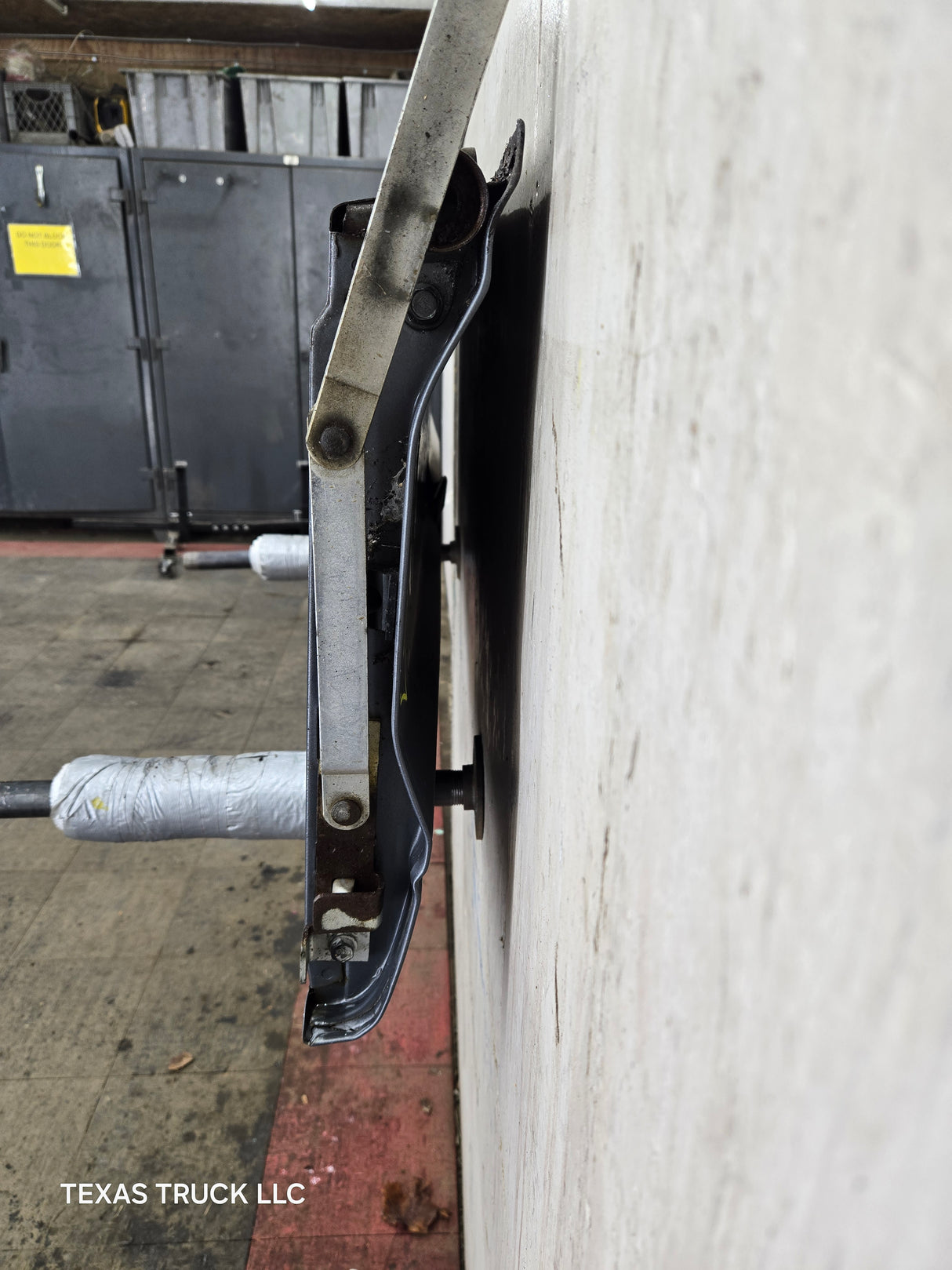 1981-1993 Chevrolet S10 S15 GMC Sonoma Tailgate