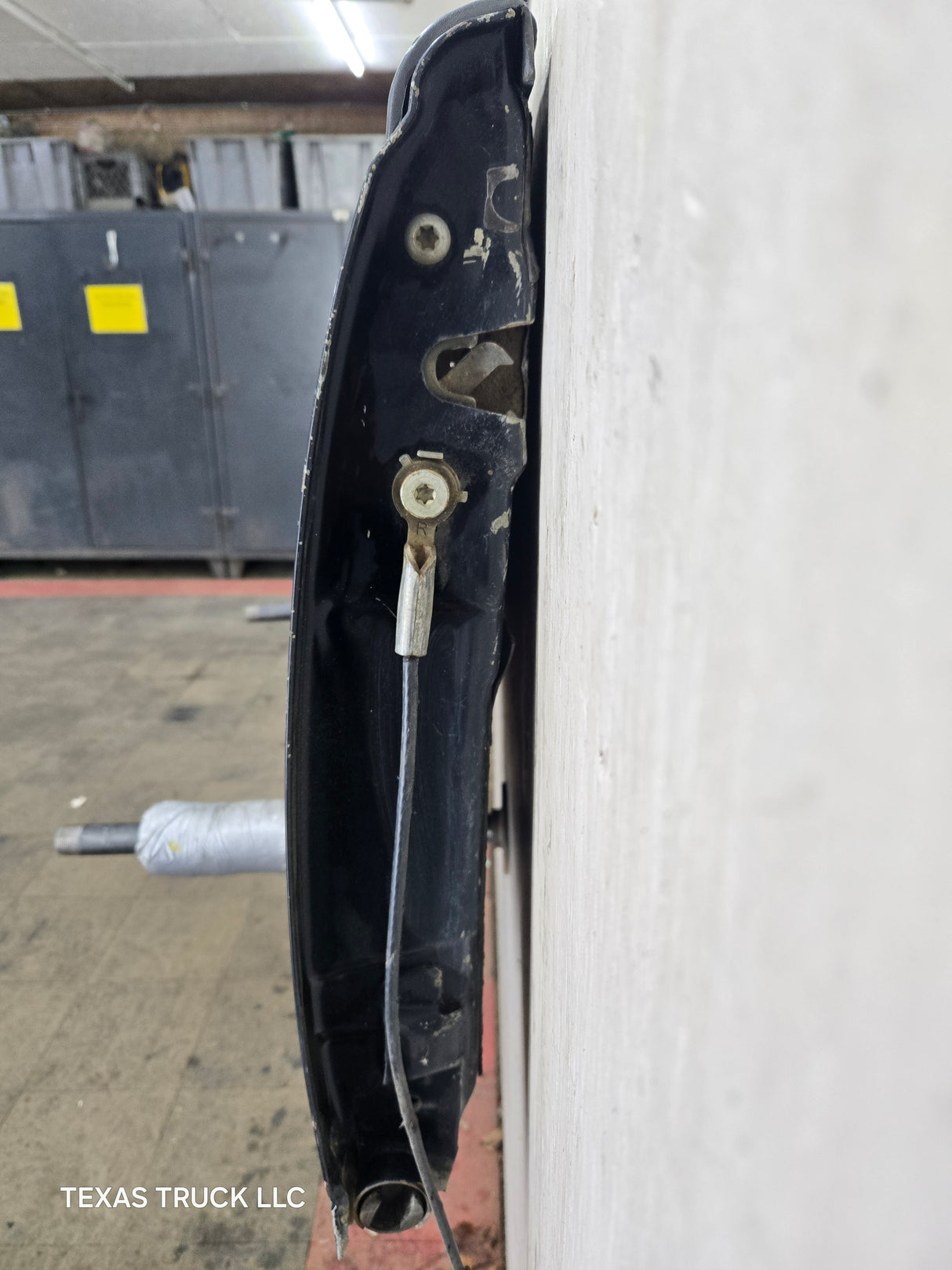 1997-2003 F150 / 1999-2007 Ford F250 F350 F450 F550 Super Duty Tailgate