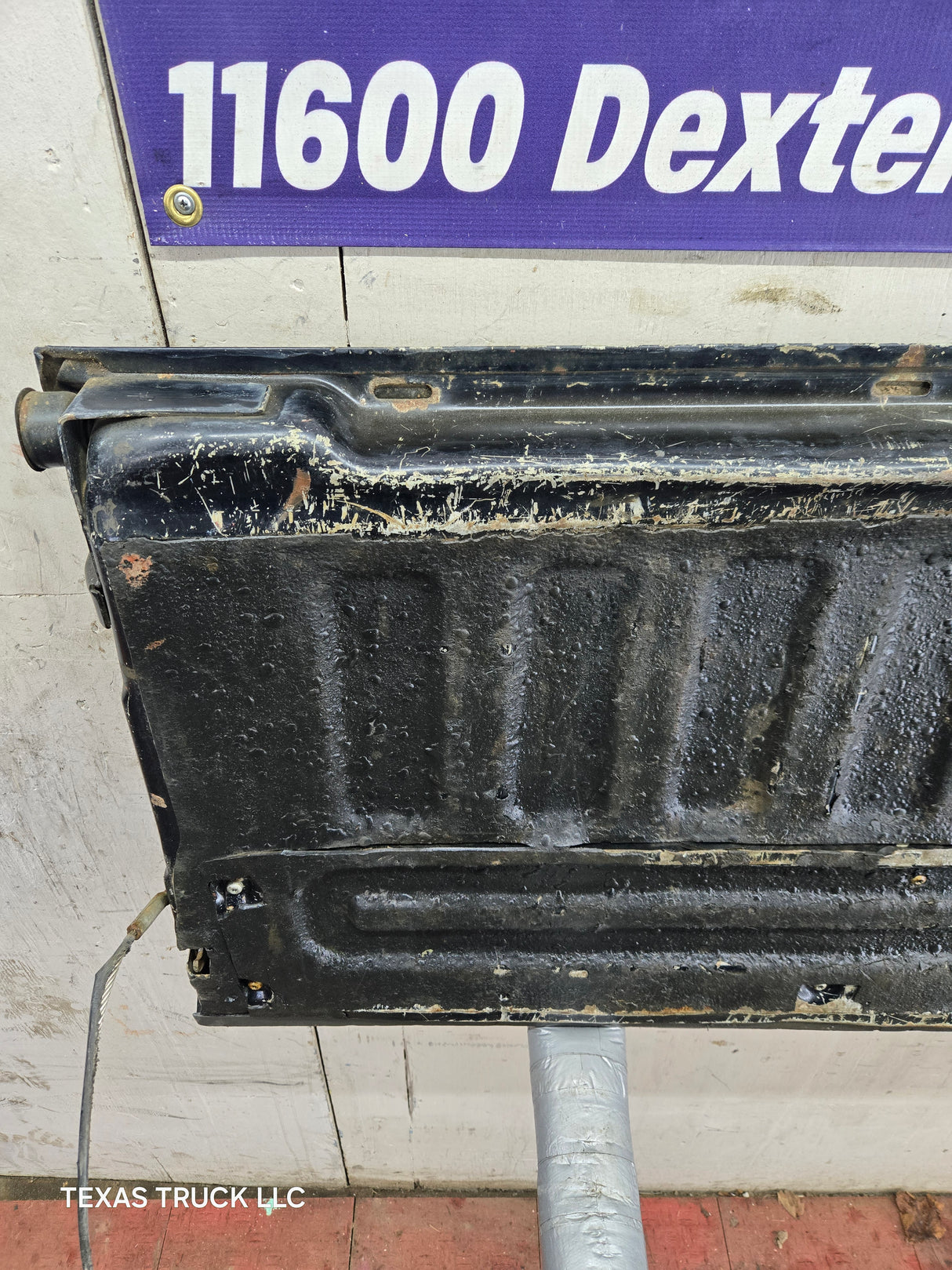 1997-2003 F150 / 1999-2007 Ford F250 F350 F450 F550 Super Duty Tailgate