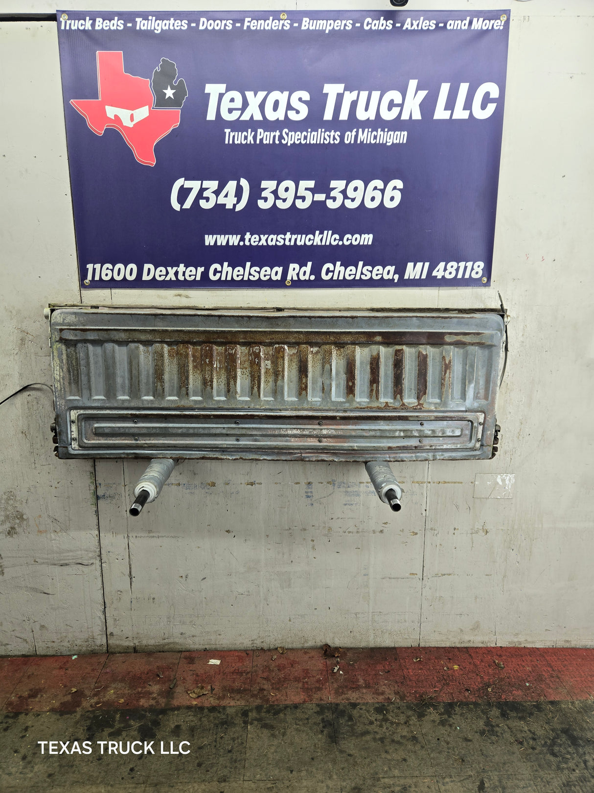 1980-1997 Bullnose / Bricknose / OBS Ford F100 F150 F250 F350 Tailgate
